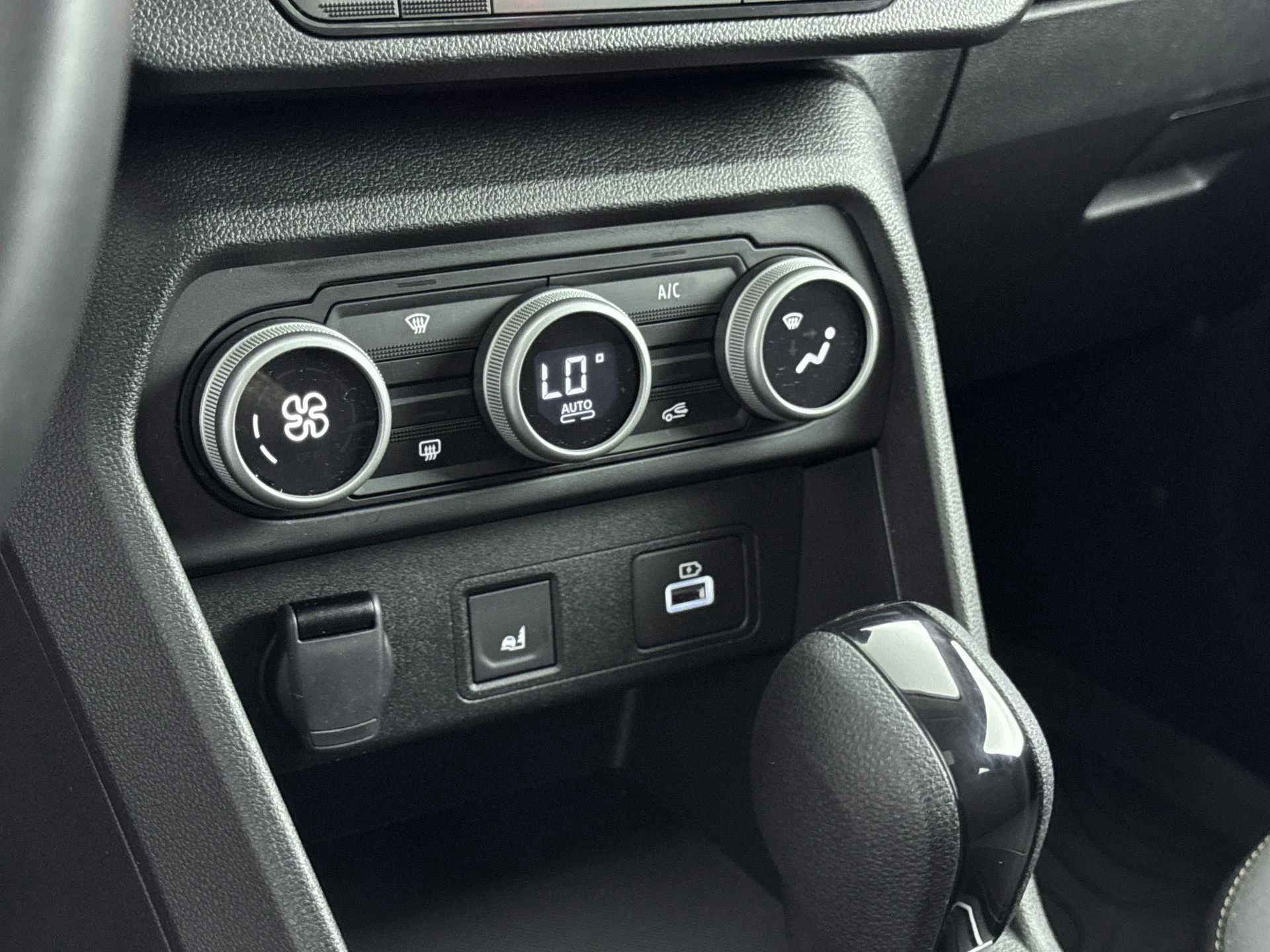 Dacia-Sandero Stepway-image-22
