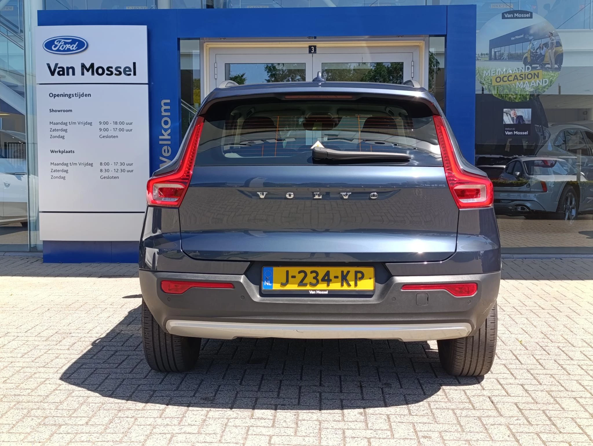 Volvo XC40 1.5 T5 Recharge Business Pro