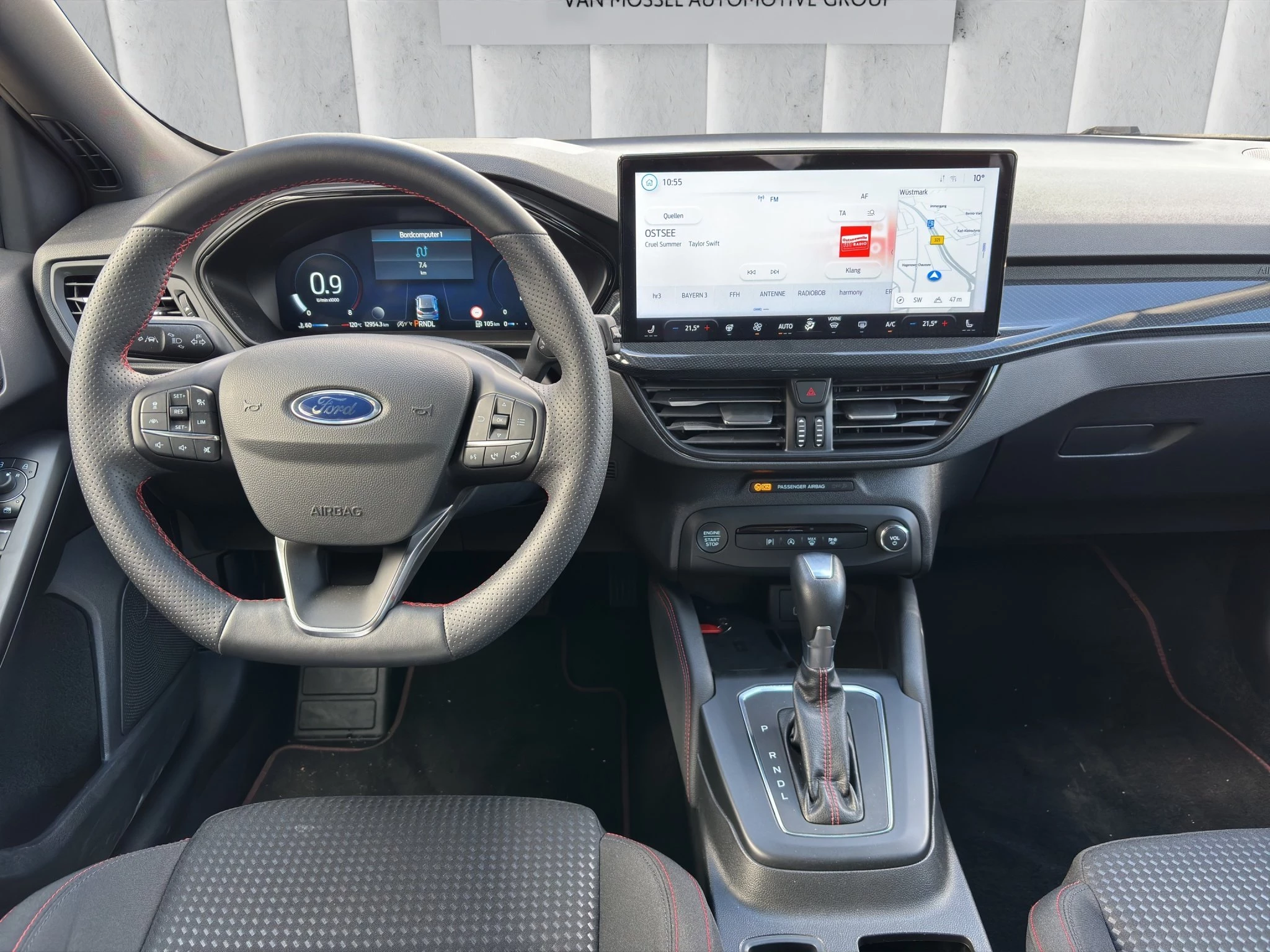Ford Focus ST-Line X Turnier Aut.*AHK*ACC*HUD*KAM*NAVI*WINTER-PKT.