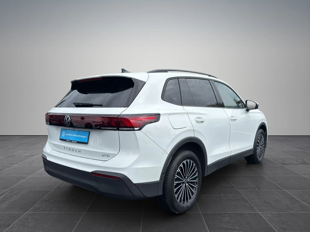 Volkswagen-Tiguan-image-2