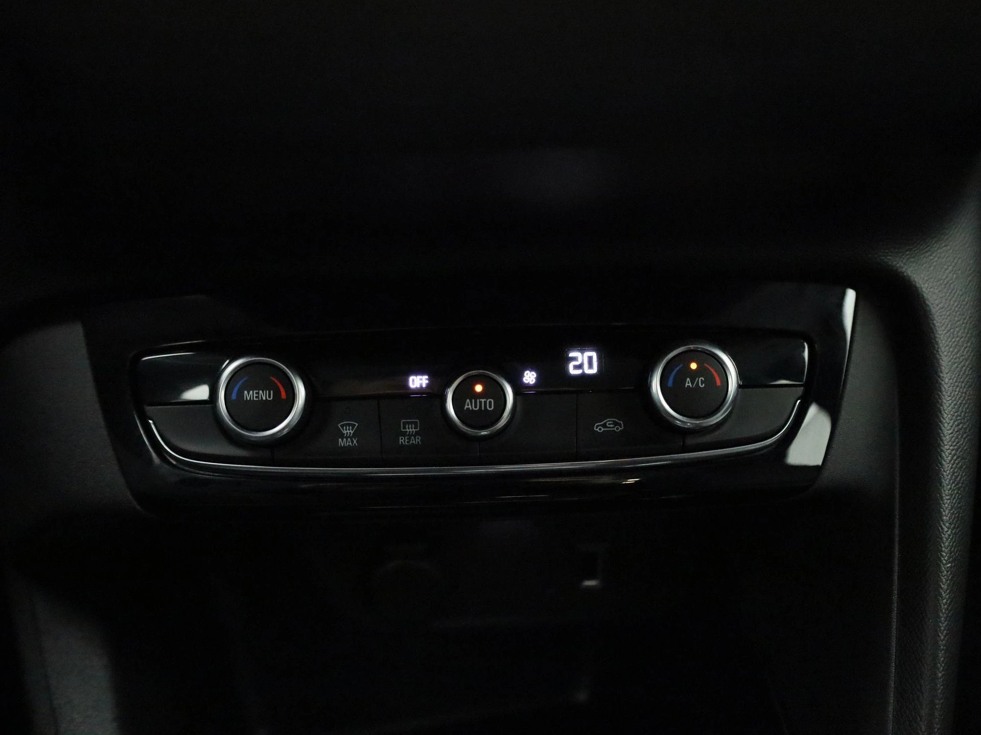 Opel-Corsa-e-image-16