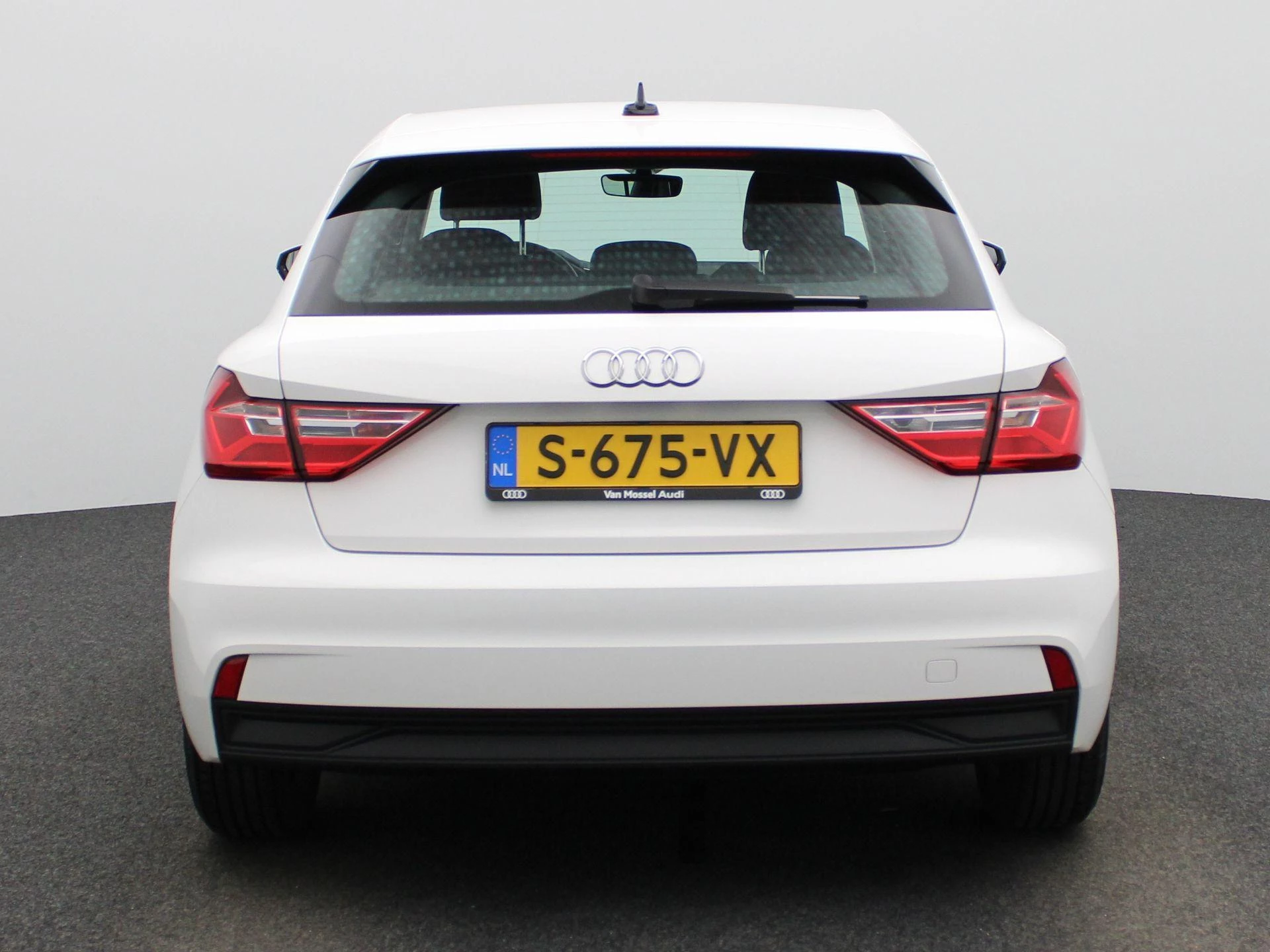 Audi-A1 Sportback-image-6