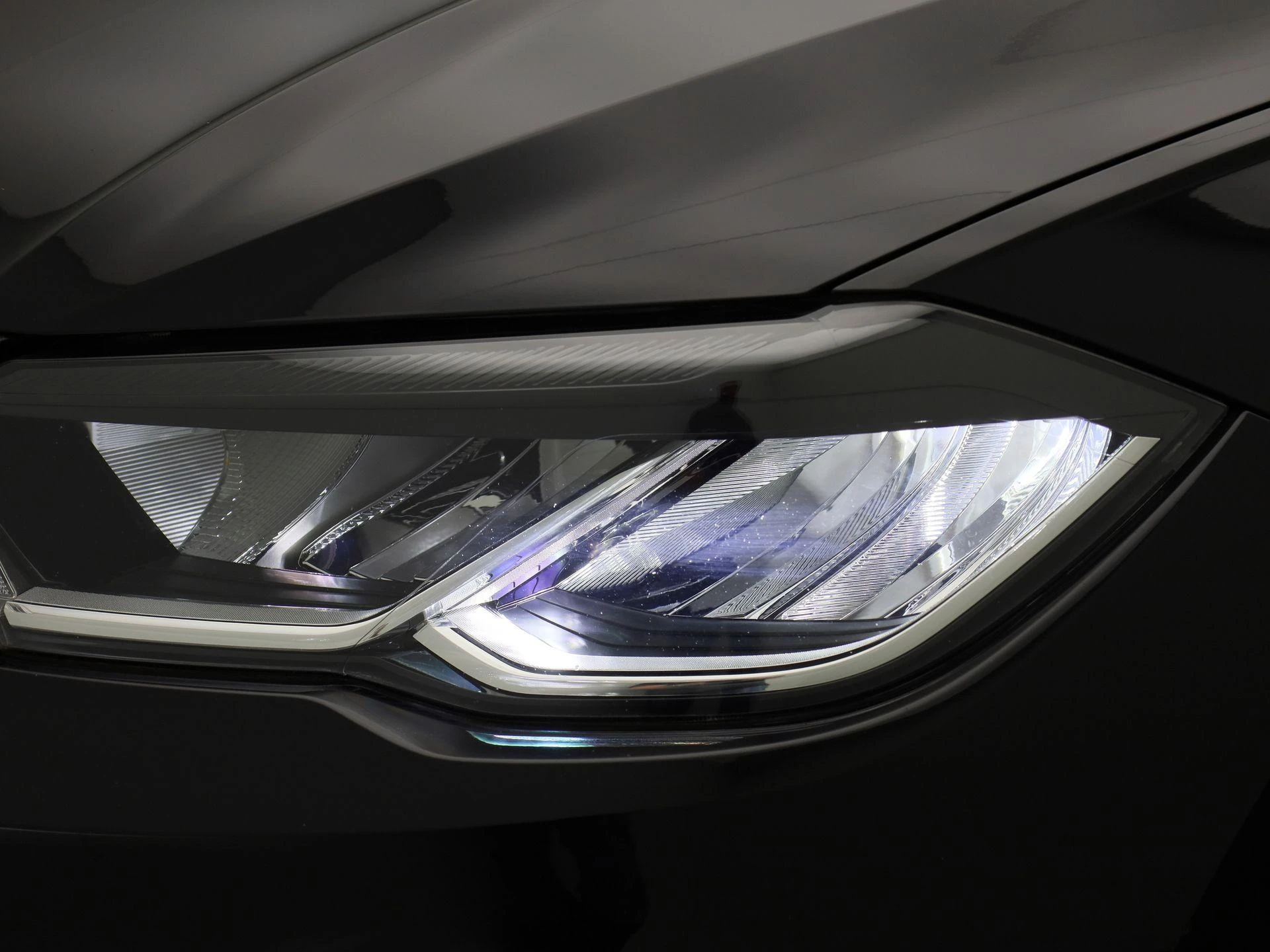 Volkswagen-Polo-image-14