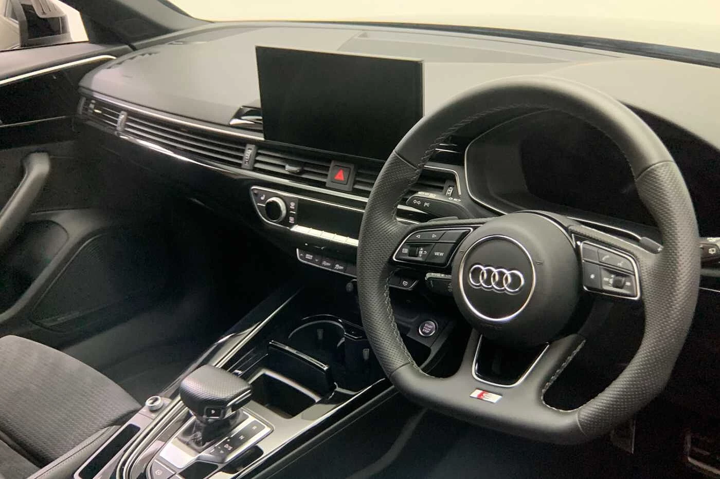 Audi-A4-image-5