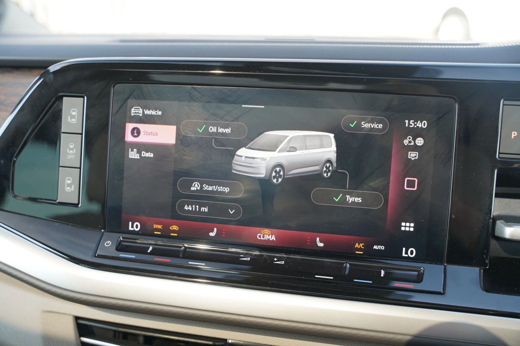 Volkswagen-Multivan-image-7