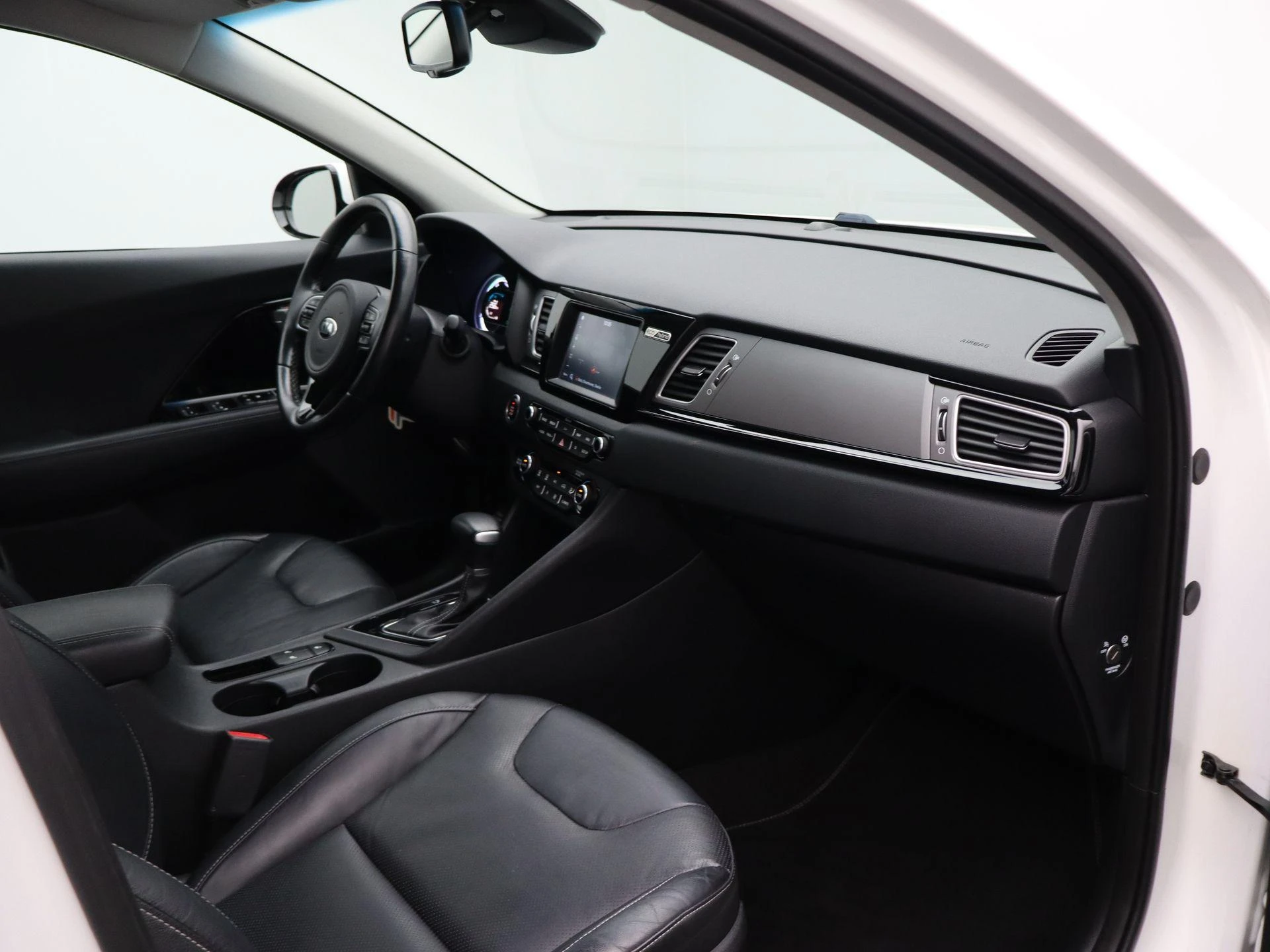 Kia-Niro-image-7