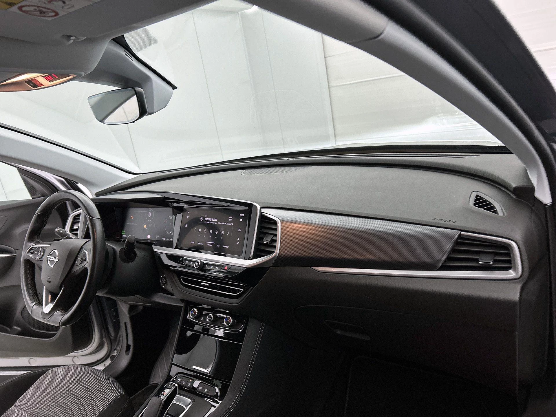 Opel-Grandland-image-15