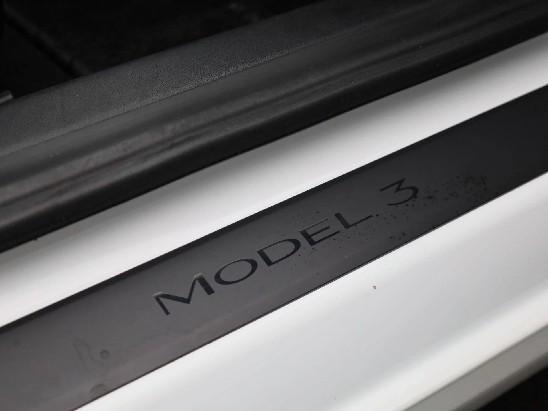 Tesla Model 3 Standard RWD Plus 60 kWh
