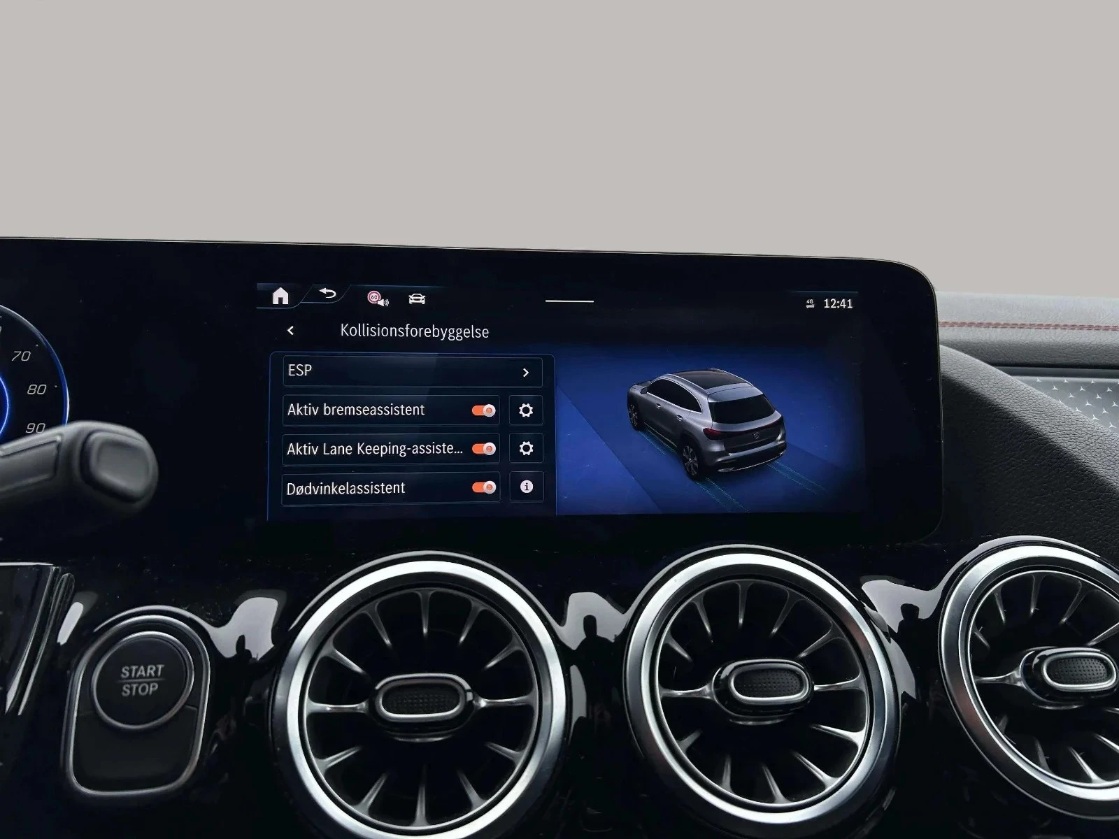 Mercedes-Benz-EQA-image-19