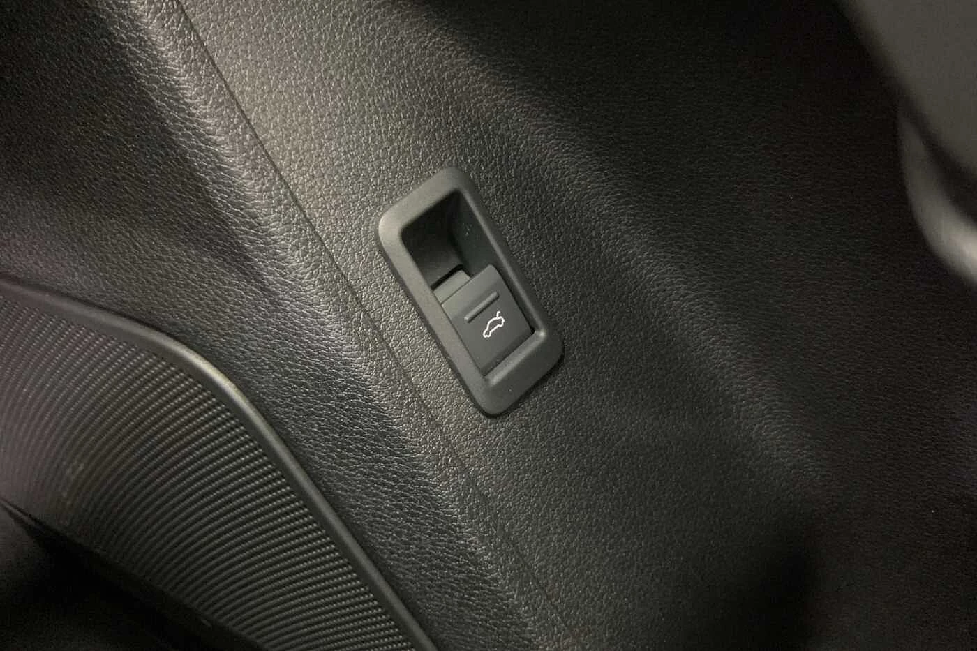 Audi-Q3-image-25