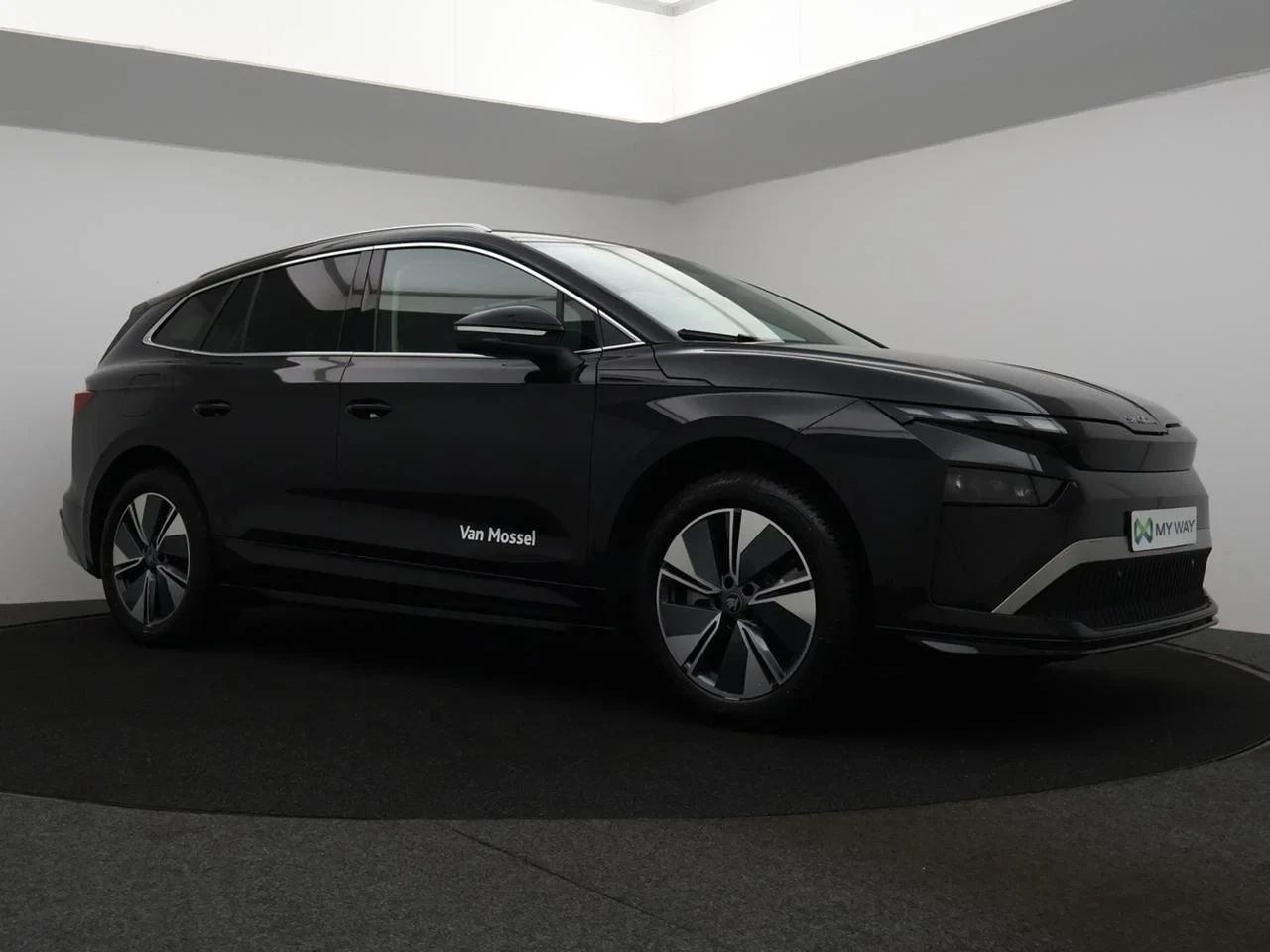 Škoda-Enyaq iV-image-1