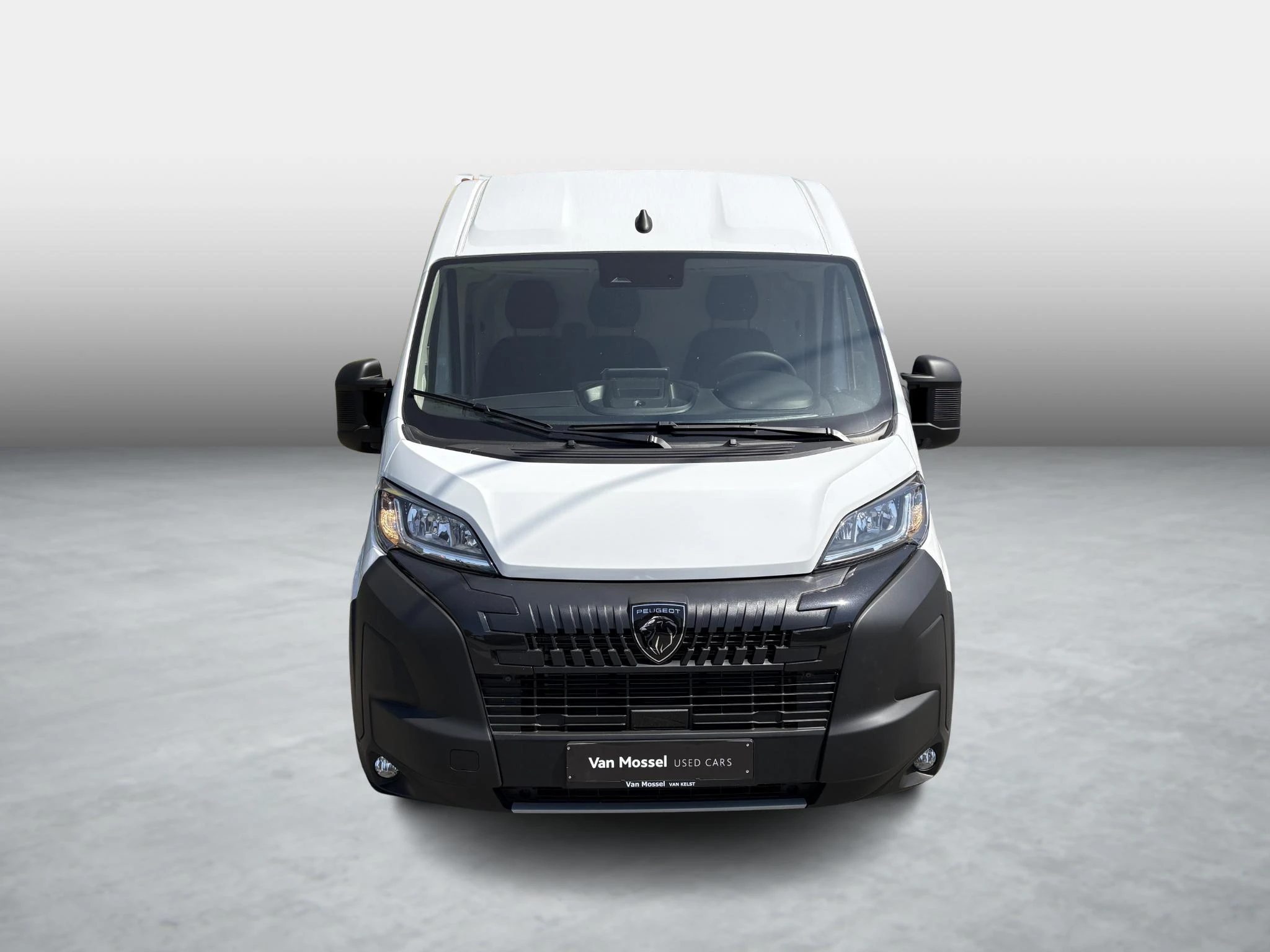 Peugeot Boxer 2.2 BlueHDi S&S 140 335 L2H2