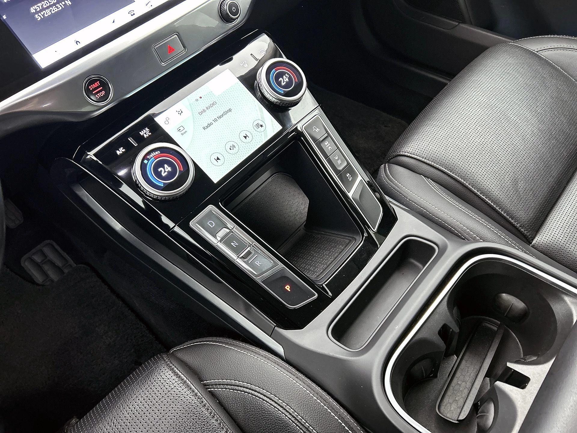 Jaguar-I-PACE-image-7