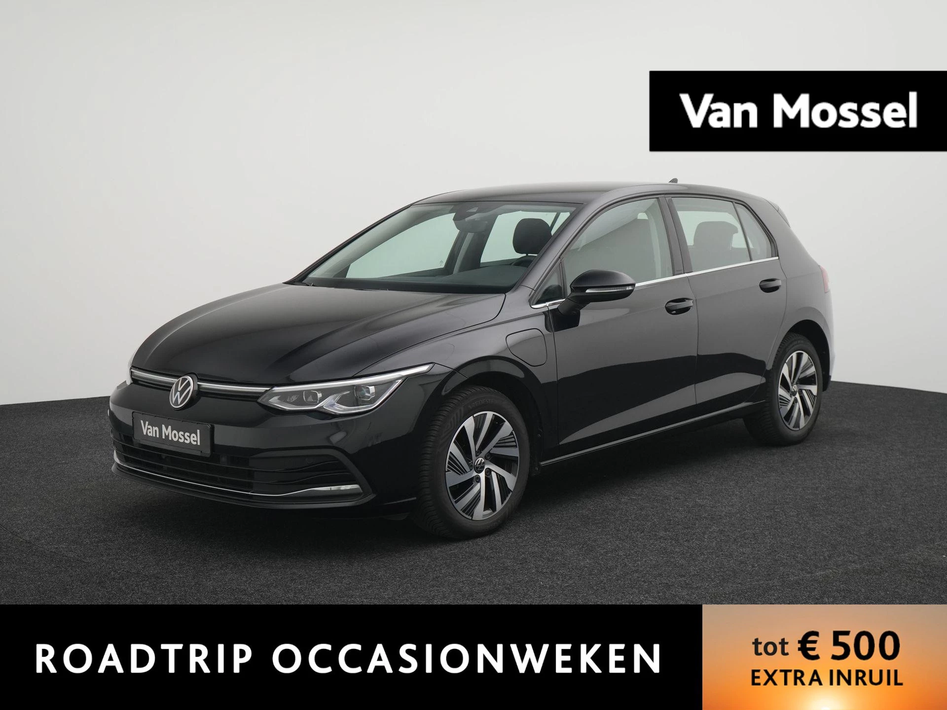 Volkswagen-Golf-image-0