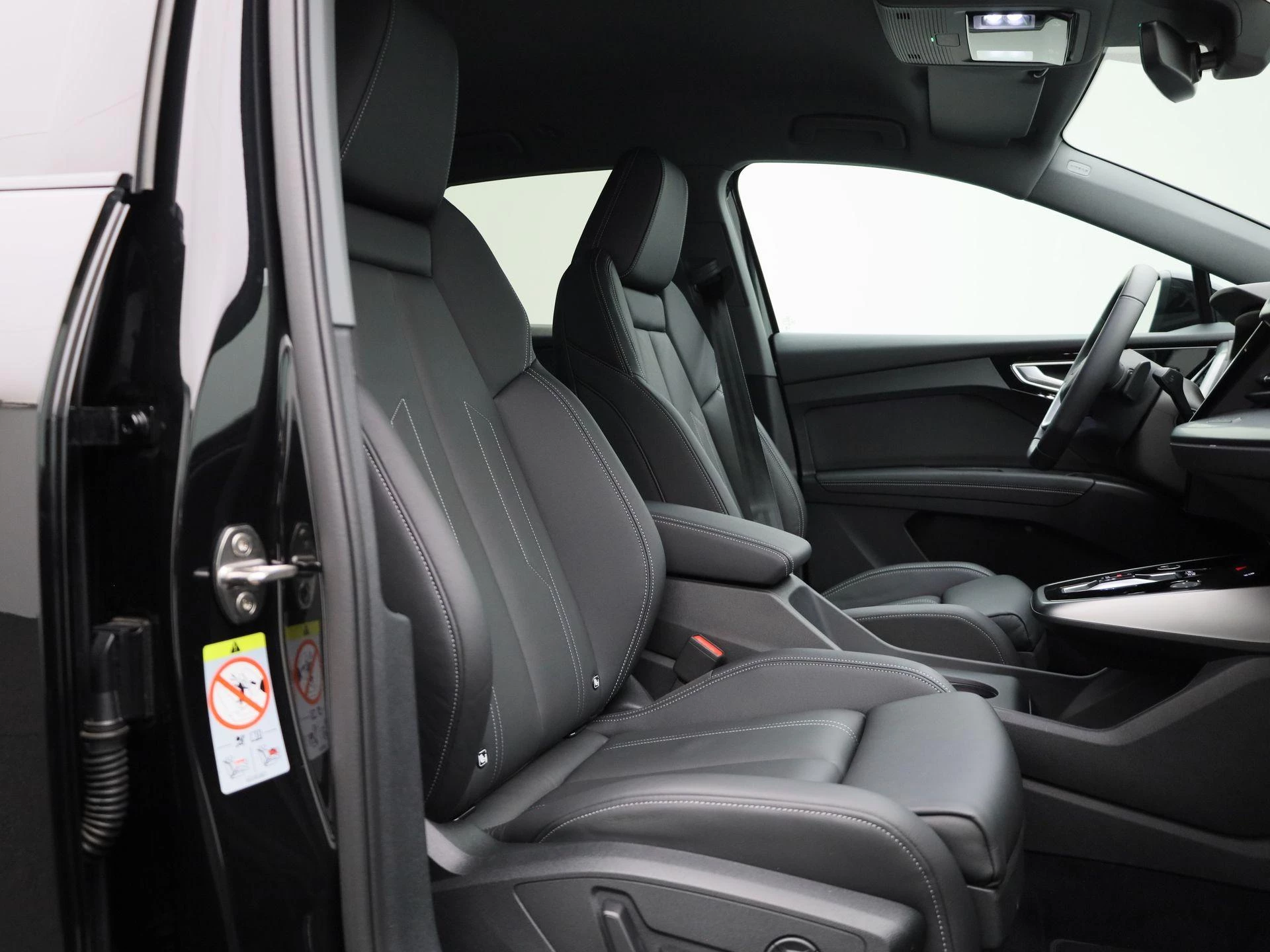 Audi-Q4 e-tron-image-43