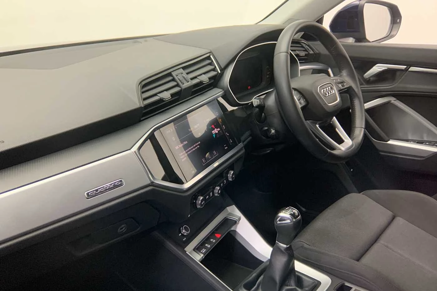 Audi-Q3-image-11