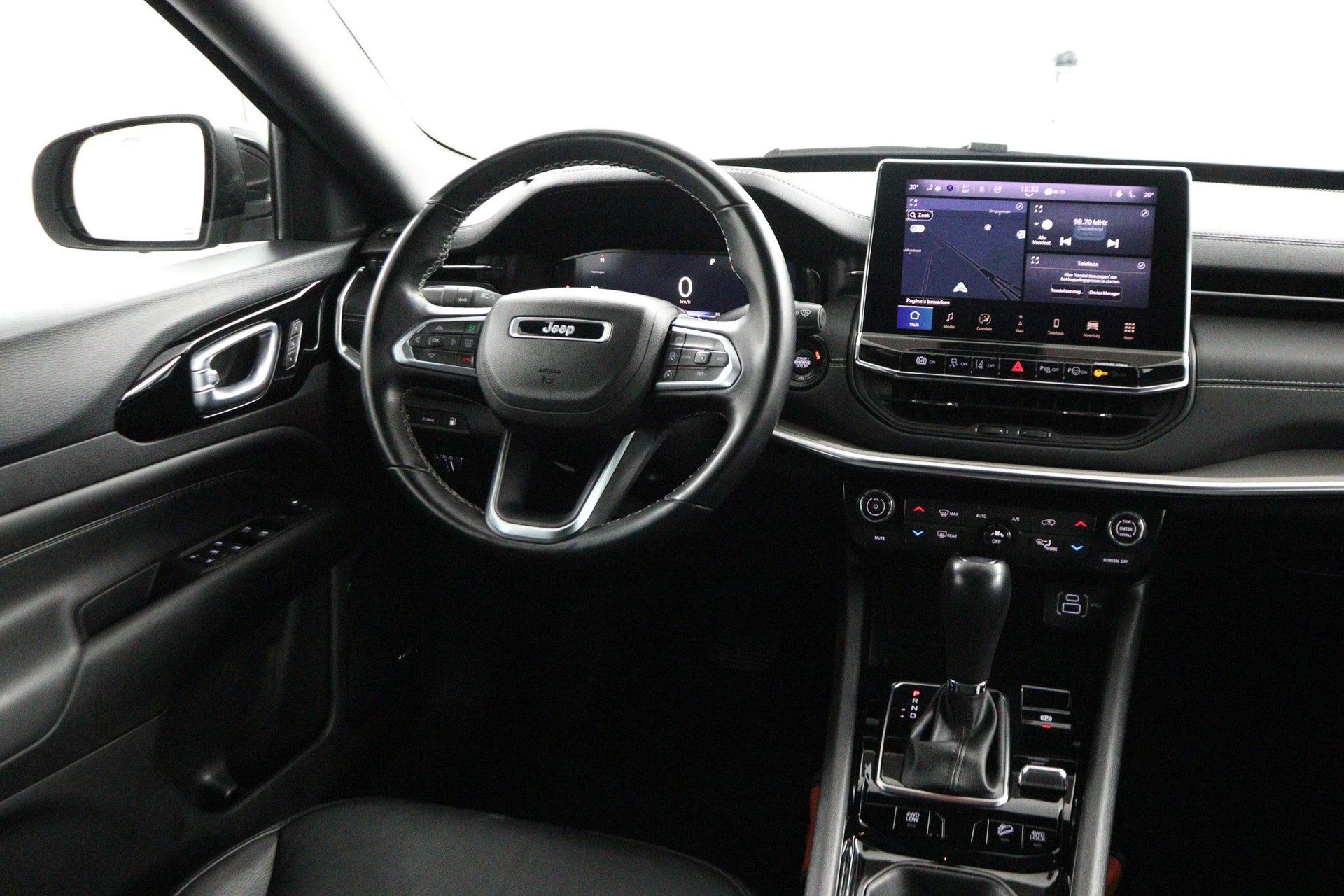 Jeep-Compass-image-73