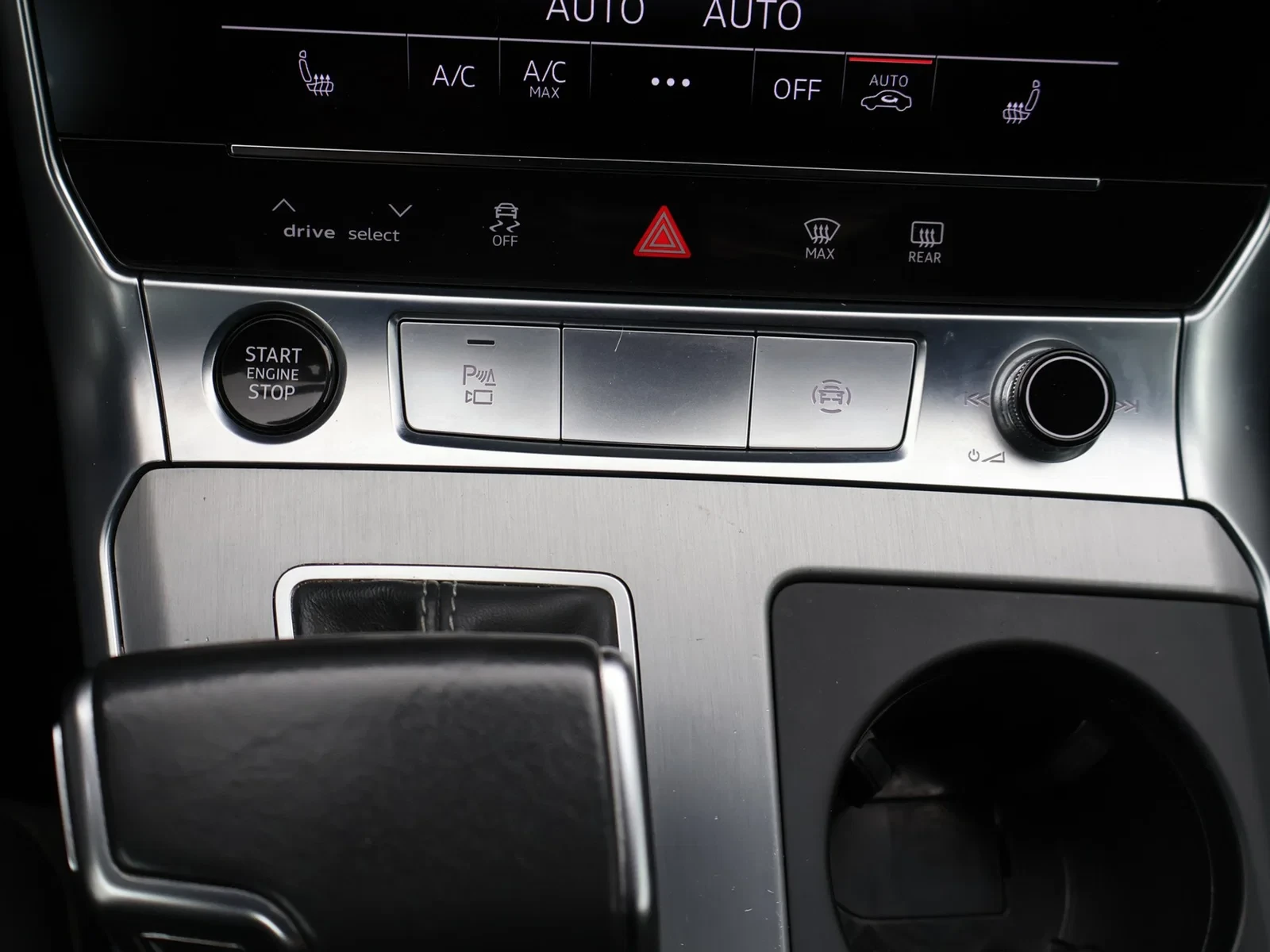 Audi A6 Avant PHEV Avant PHEV 55TFSIe QUATTRO Competition 367PK *AUTOMAAT*LEDER*ALCANTARA*ACC*PDC*CAMERA*NAVI*...*