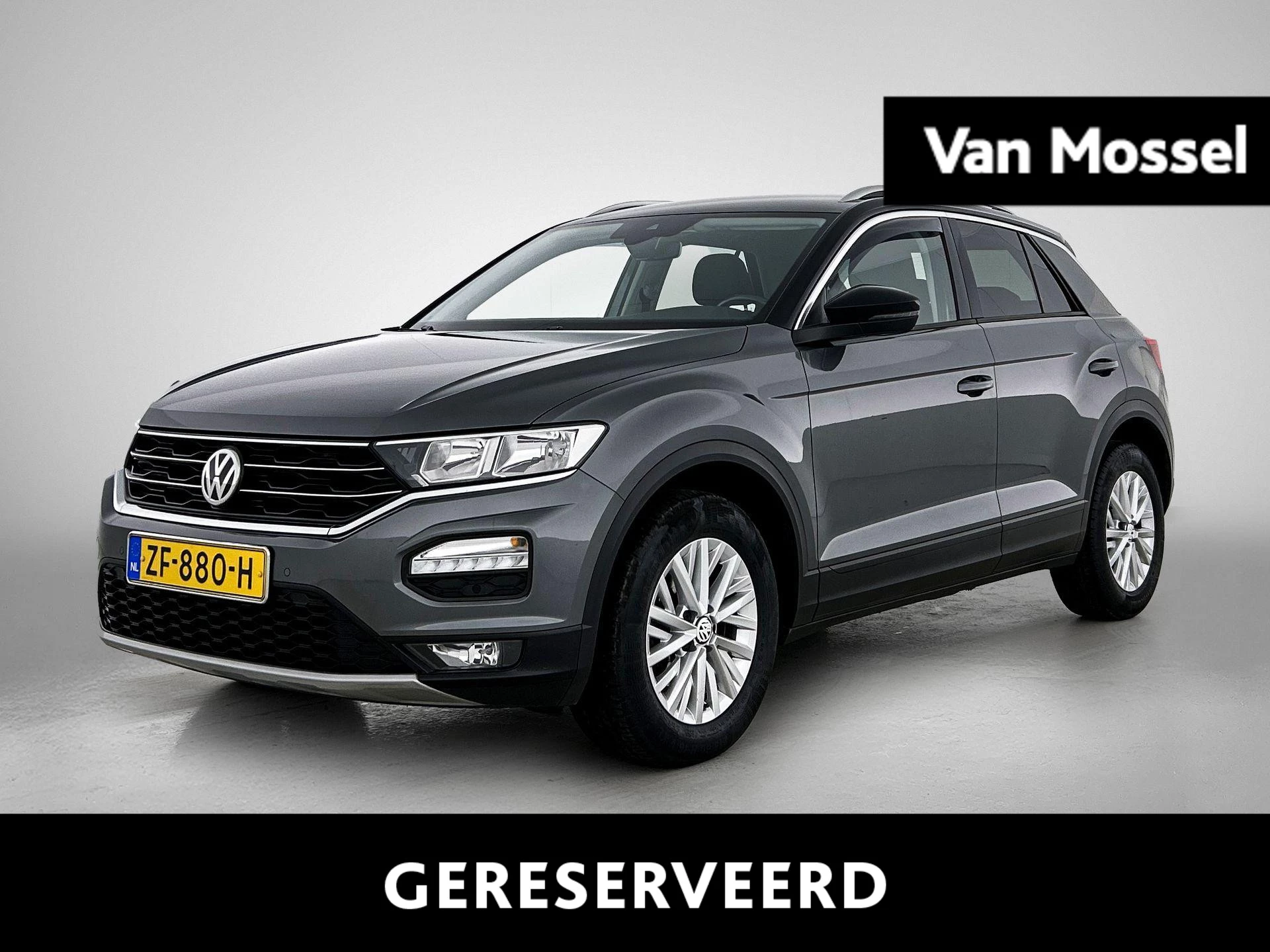 Volkswagen-T-Roc-image-0