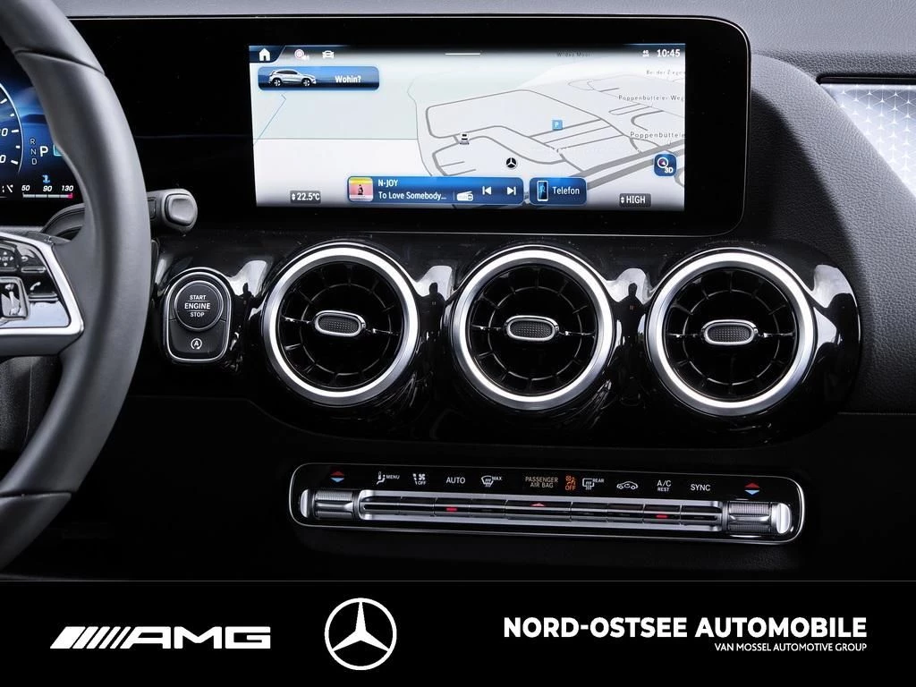 Mercedes-Benz GLA 200 d PROGRESSIVE AHK DISTRO KLIMA MBUX NAVI Progressive