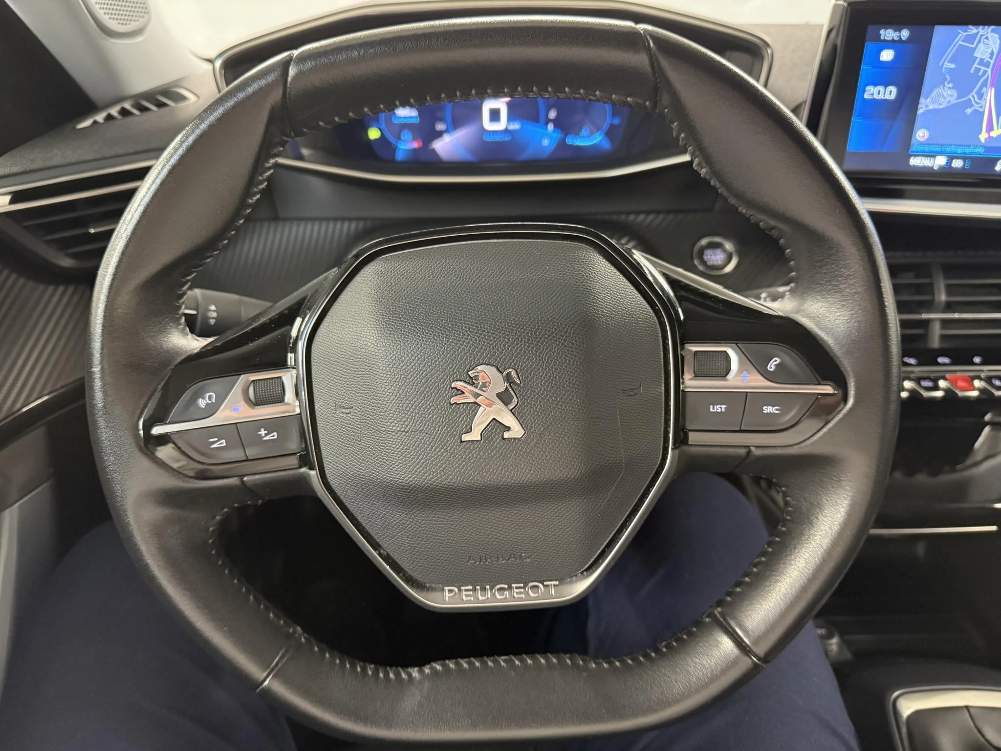 Peugeot-2008-image-18