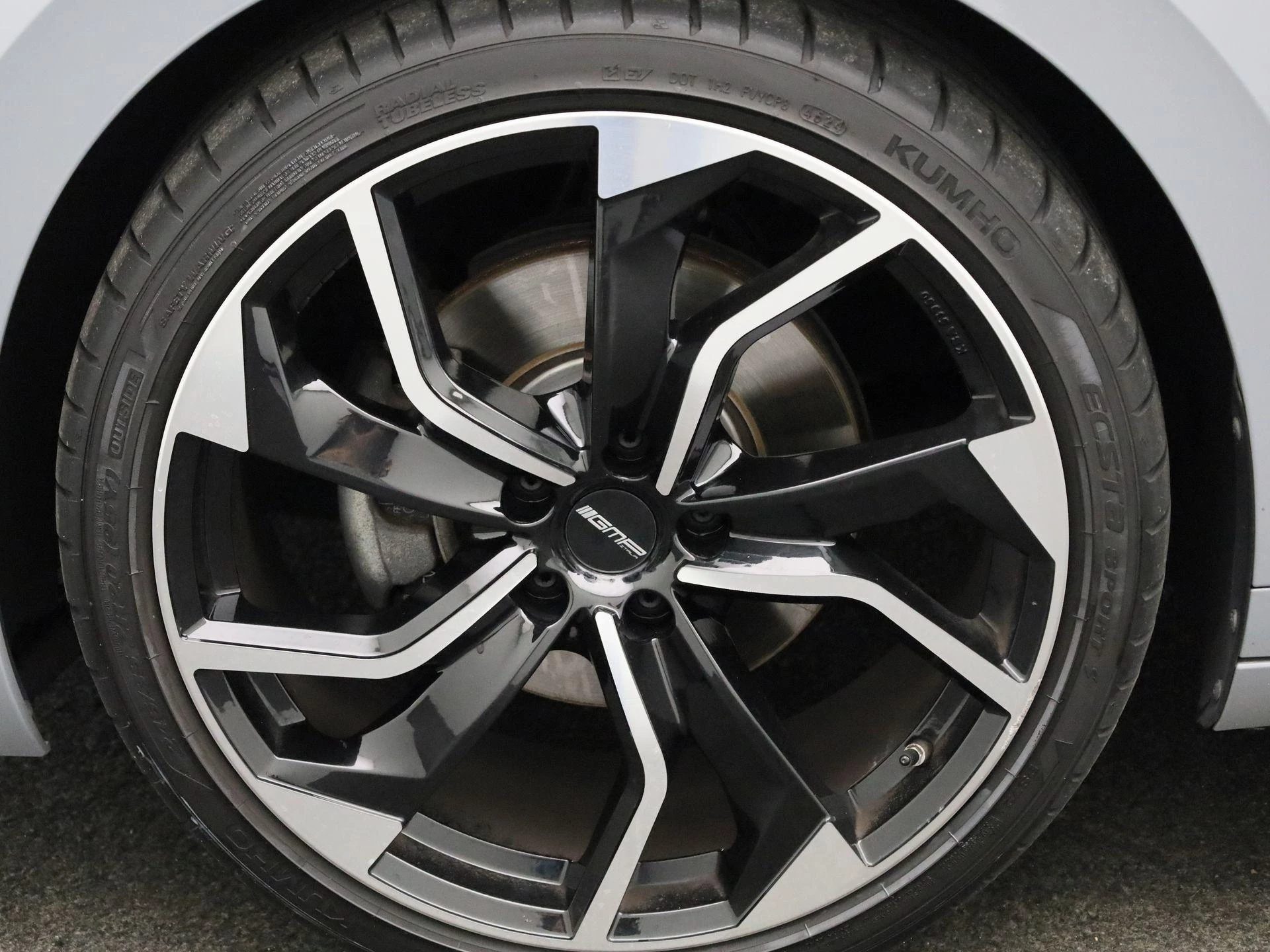 Volkswagen-Arteon-image-13