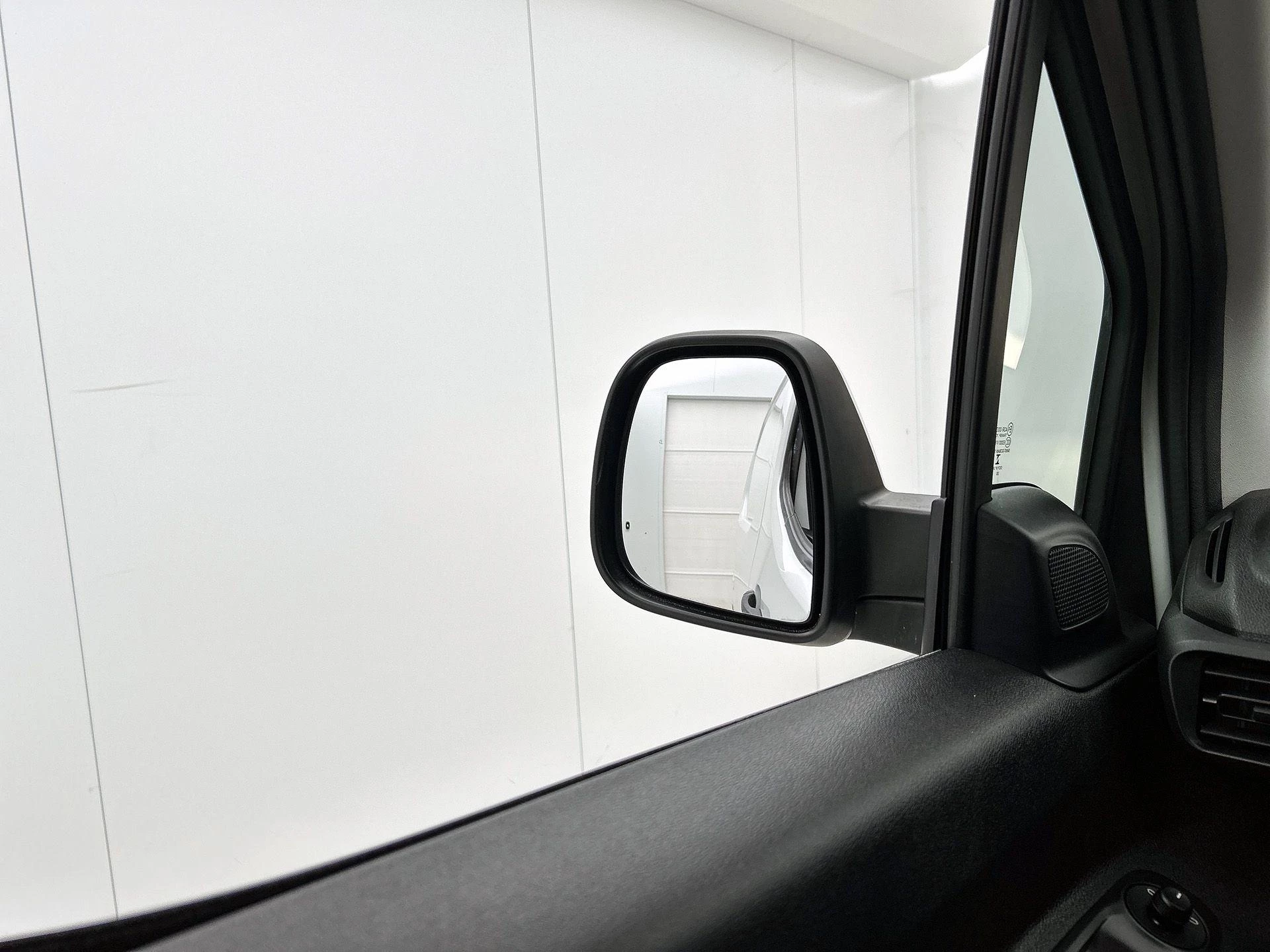 Opel-Combo-image-19