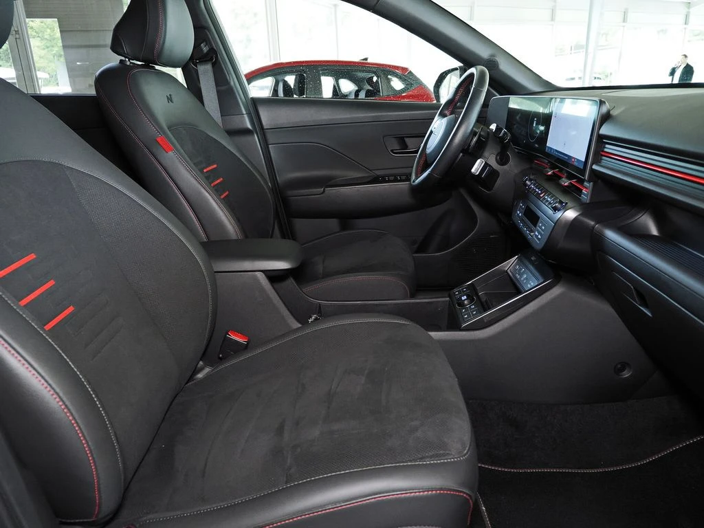 Hyundai-Kona-image-11