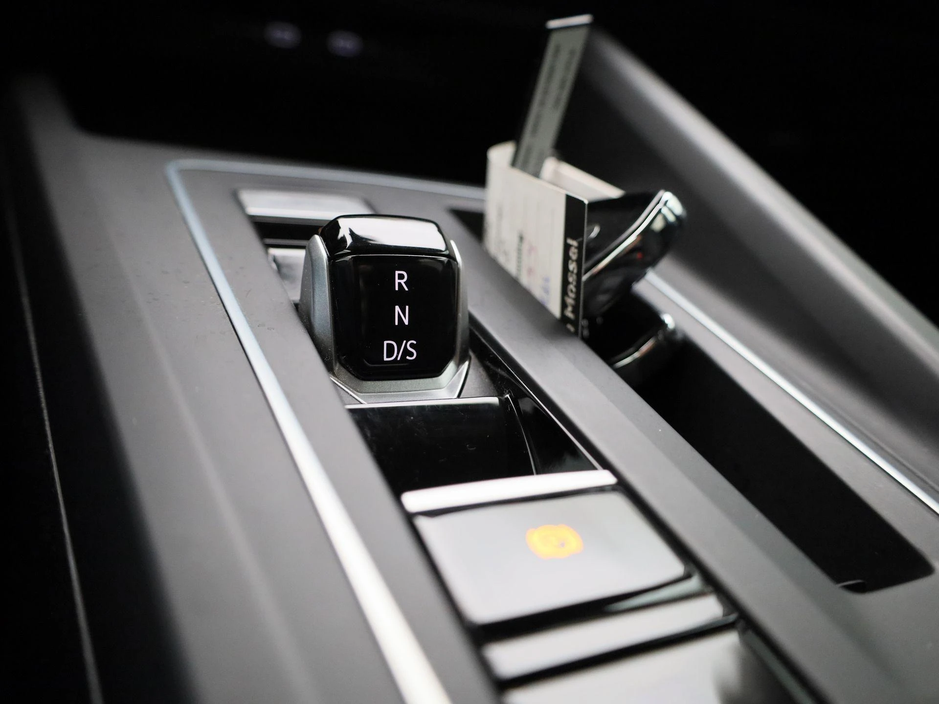 Volkswagen-Golf-image-26