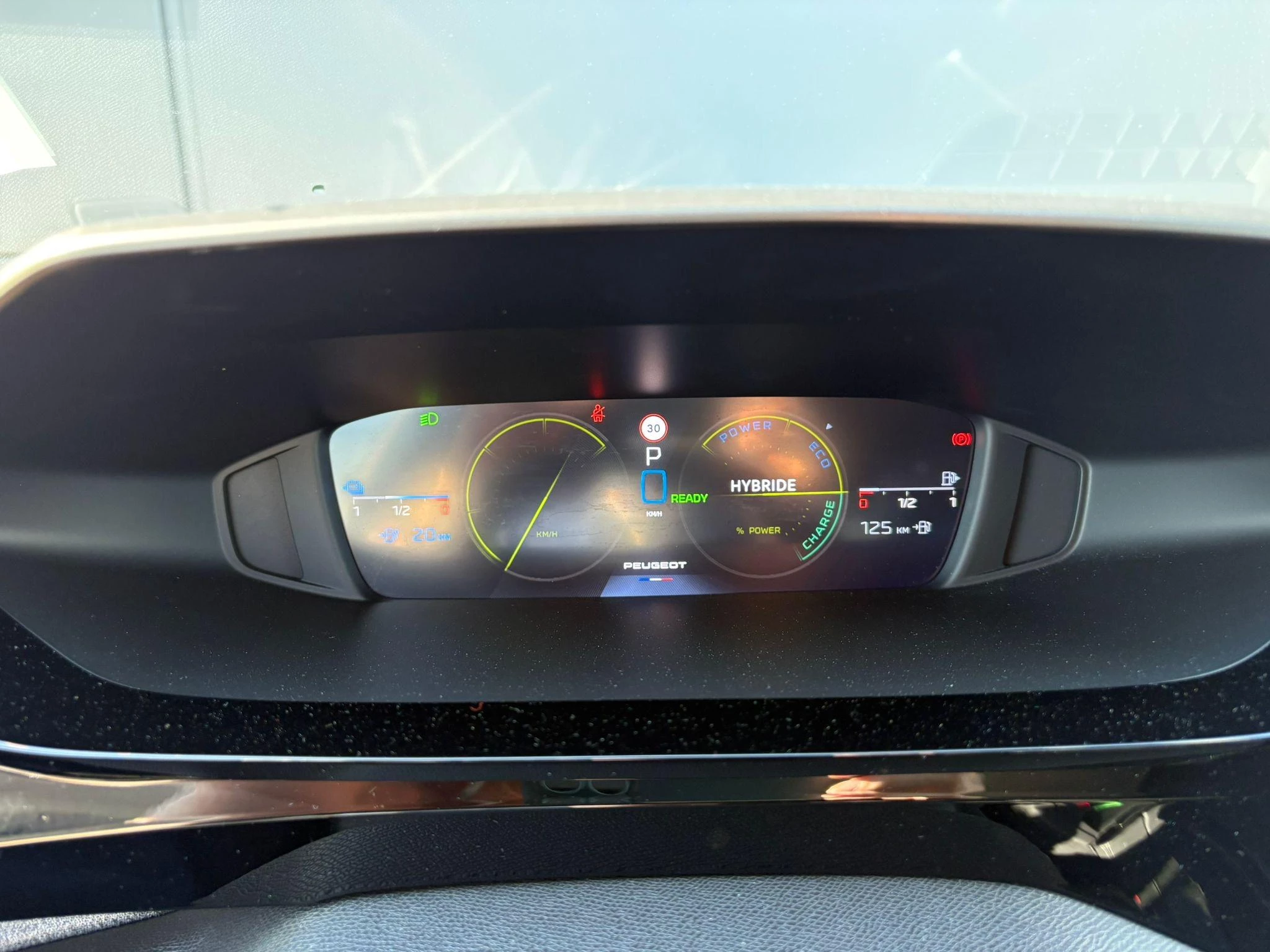 Peugeot-408-image-11