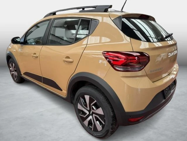 Dacia-Sandero Stepway-image-6