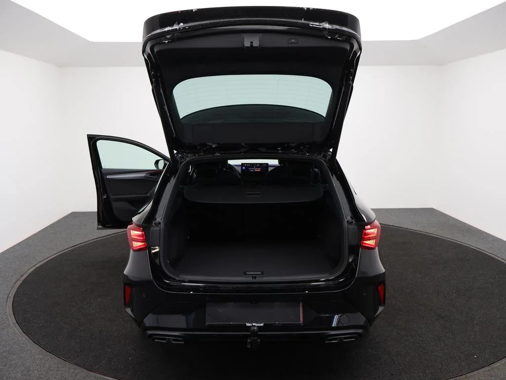 CUPRA-Leon Sportstourer-image-13