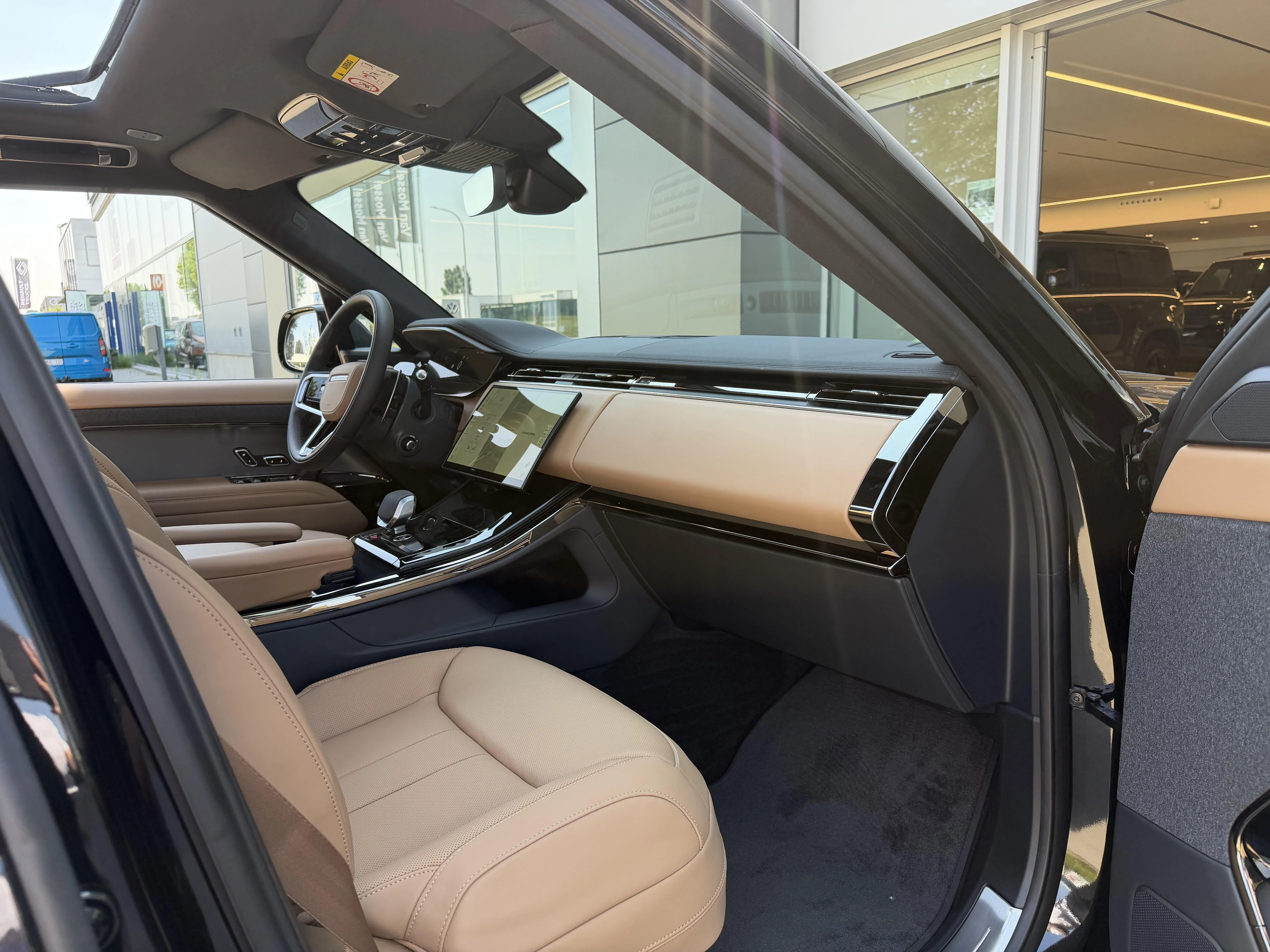 Land Rover-Range Rover Sport-image-30