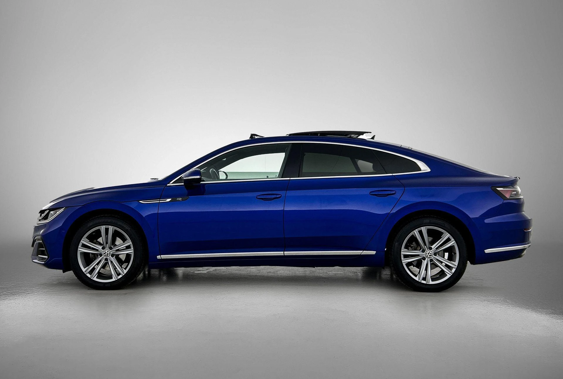 Volkswagen-Arteon-image-1