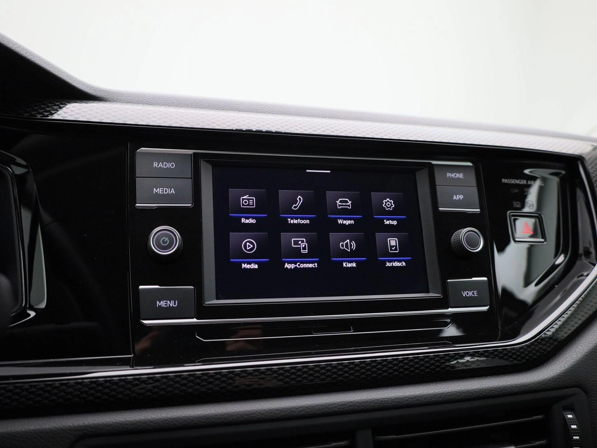 Volkswagen-Taigo-image-23