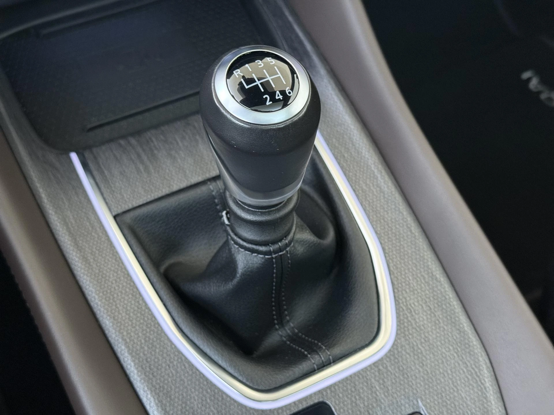 Nissan-QASHQAI-image-13