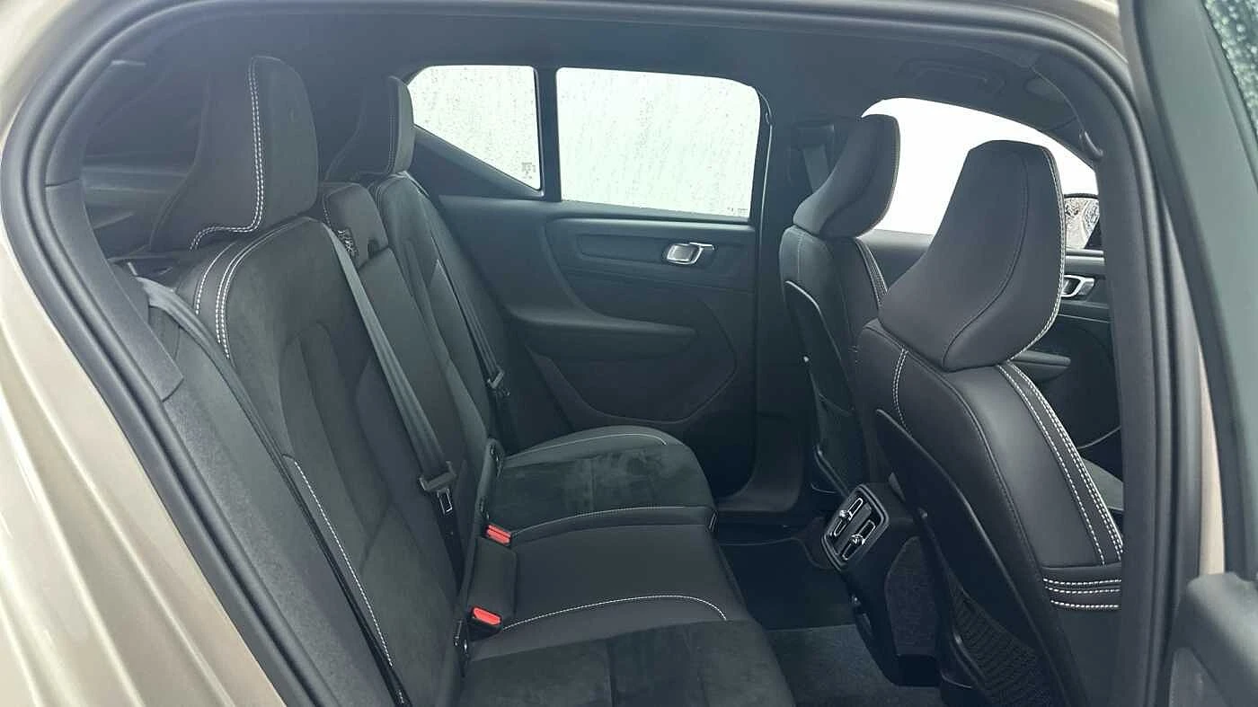Volvo-XC40-image-6