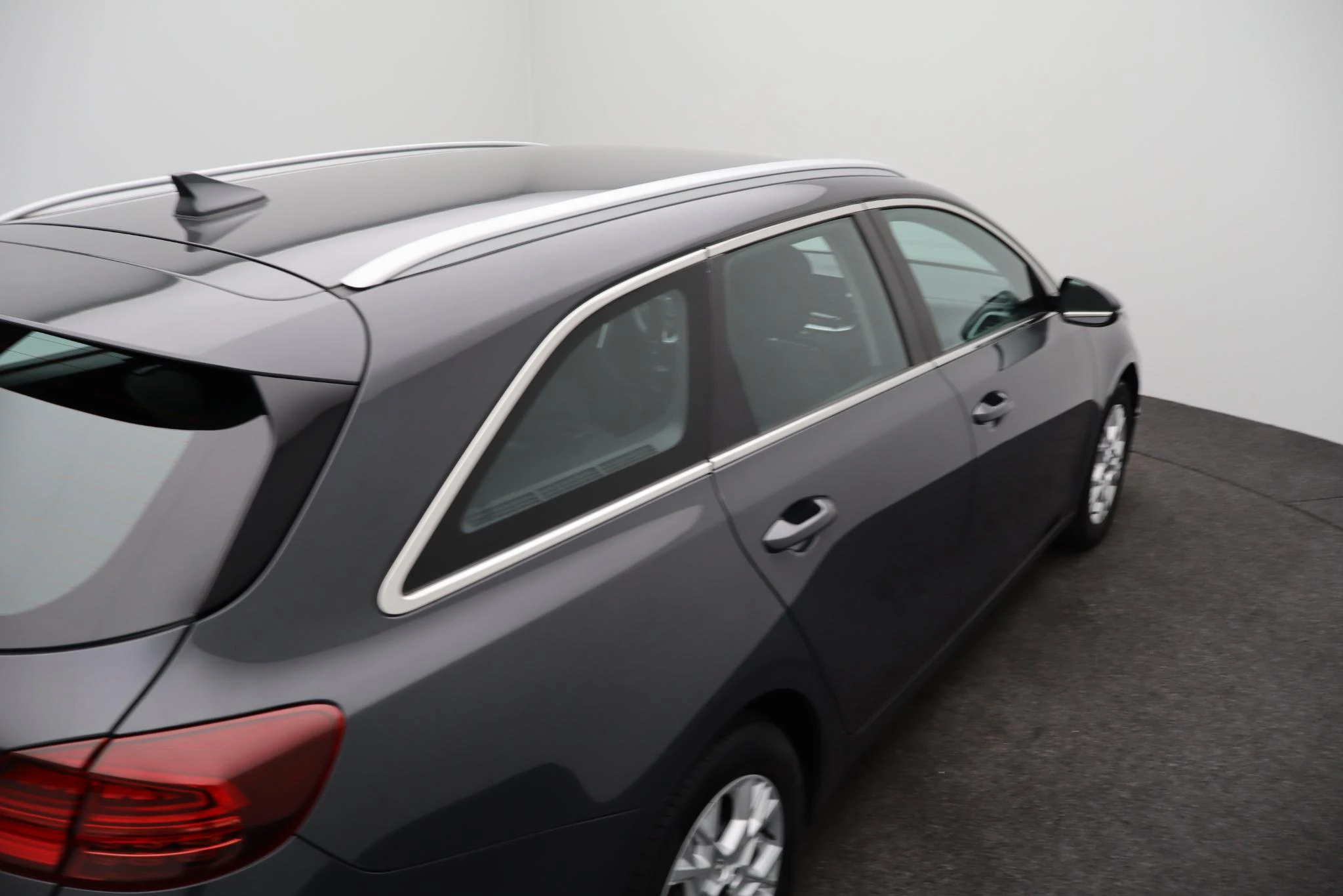 Kia-Ceed Sportswagon-image-36