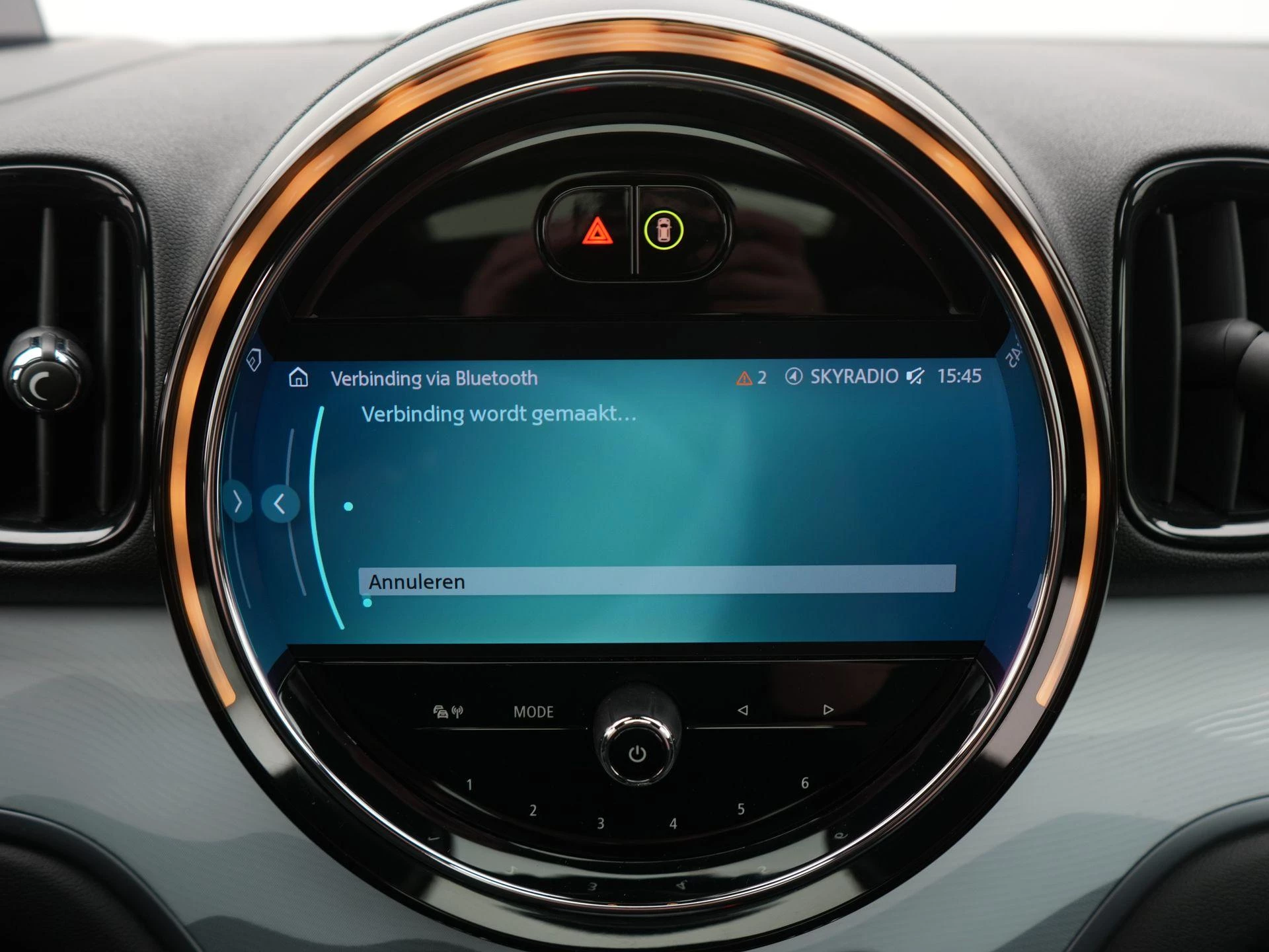 MINI-Countryman-image-18