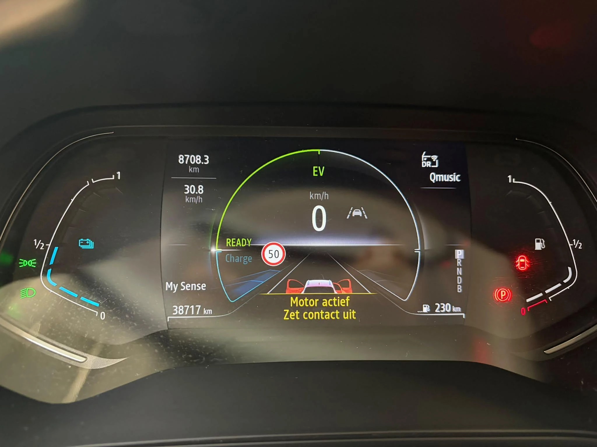 Renault Captur 1.6 E-Tech full hybrid 145 techno