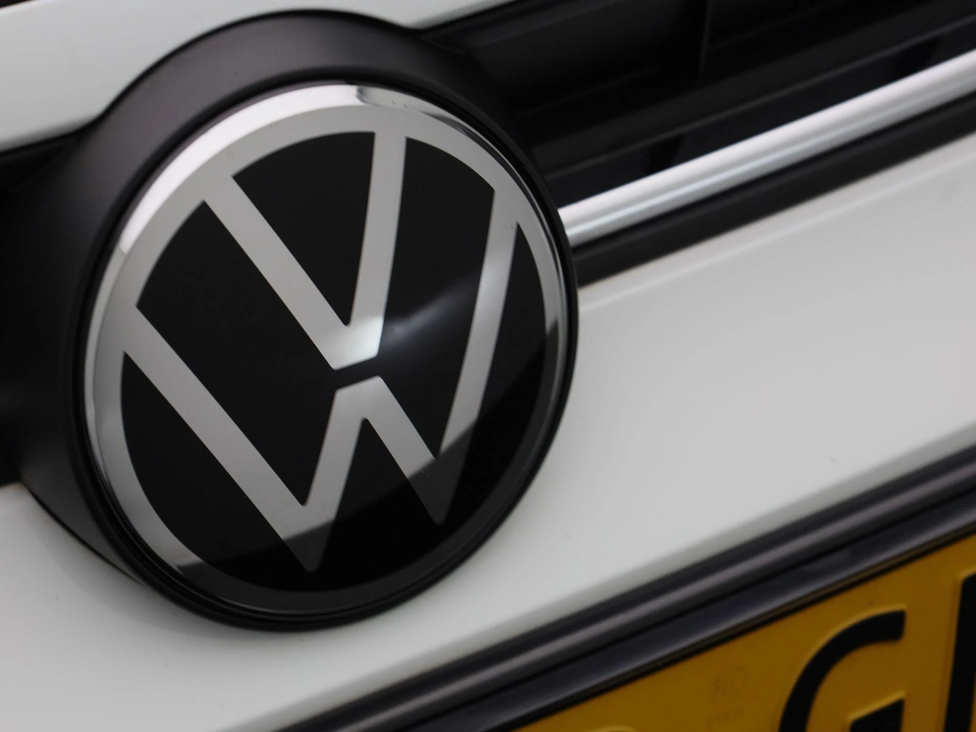 Volkswagen-Polo-image-30