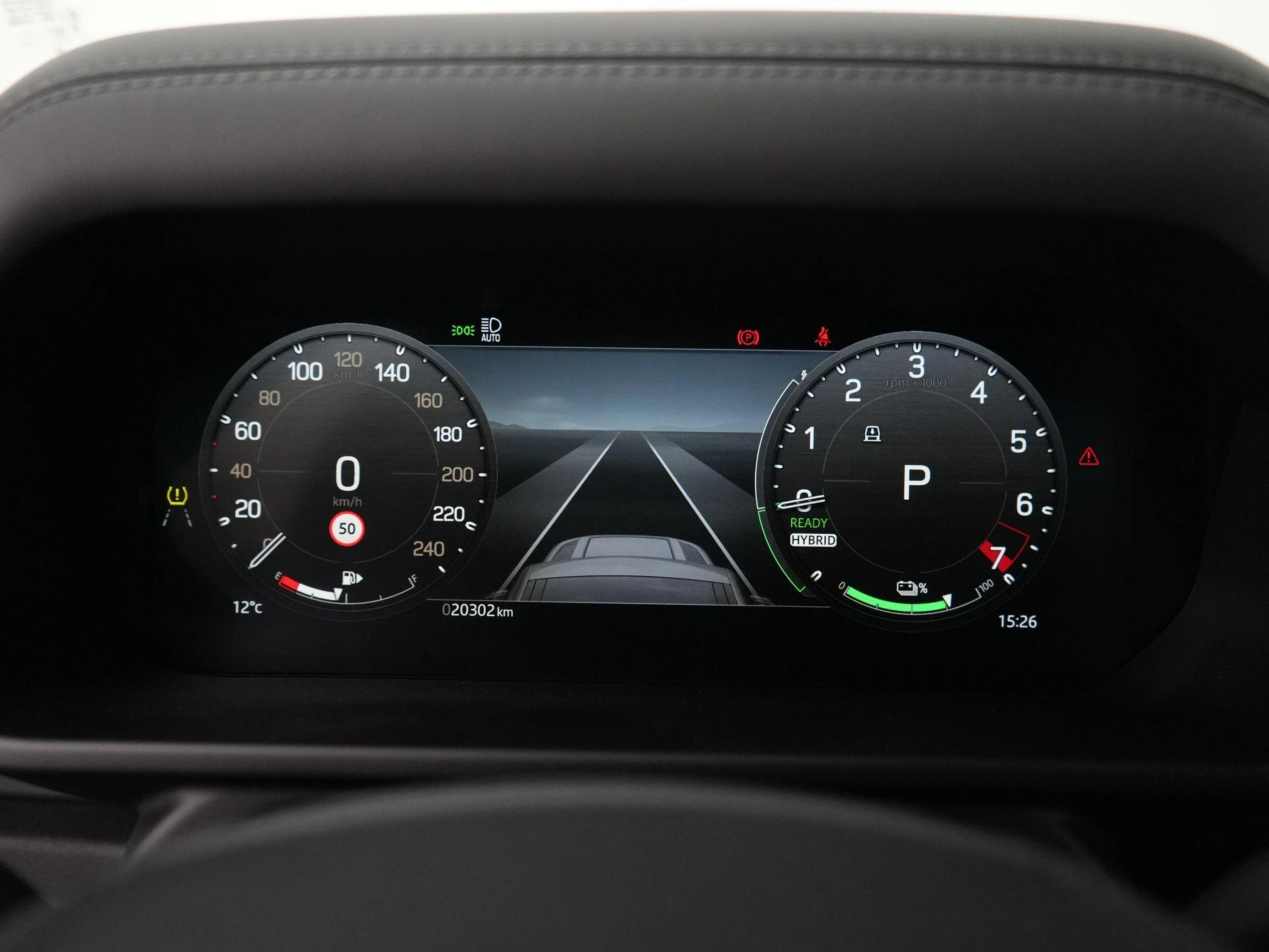 Land Rover-Defender-image-10