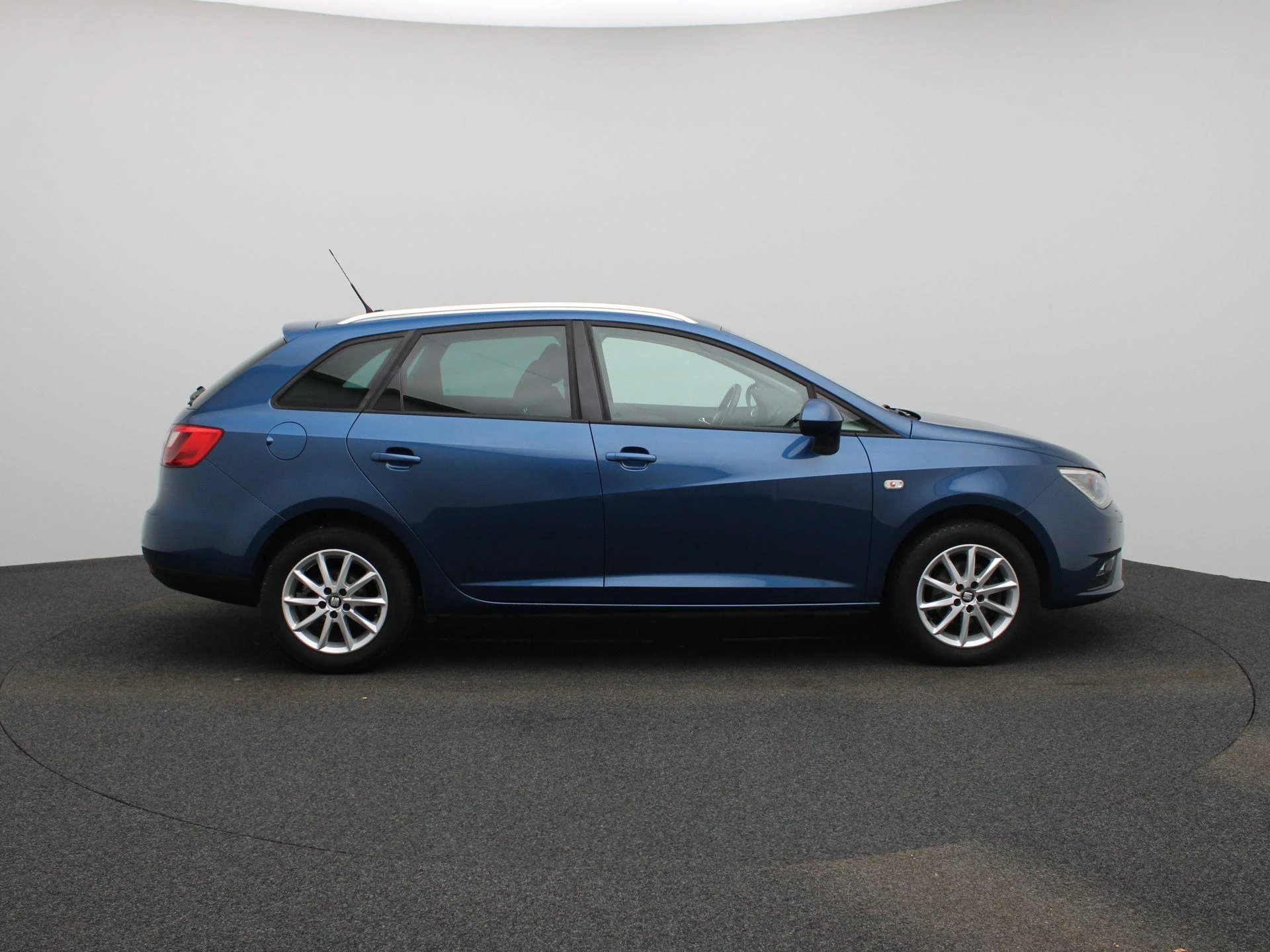 SEAT-Ibiza-image-5