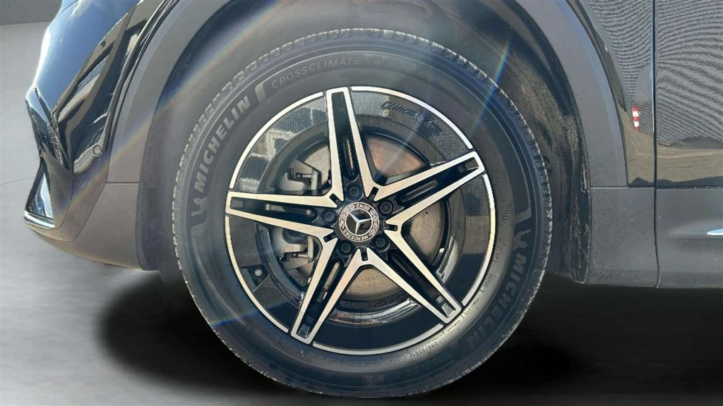 Mercedes-Benz-EQB-image-7