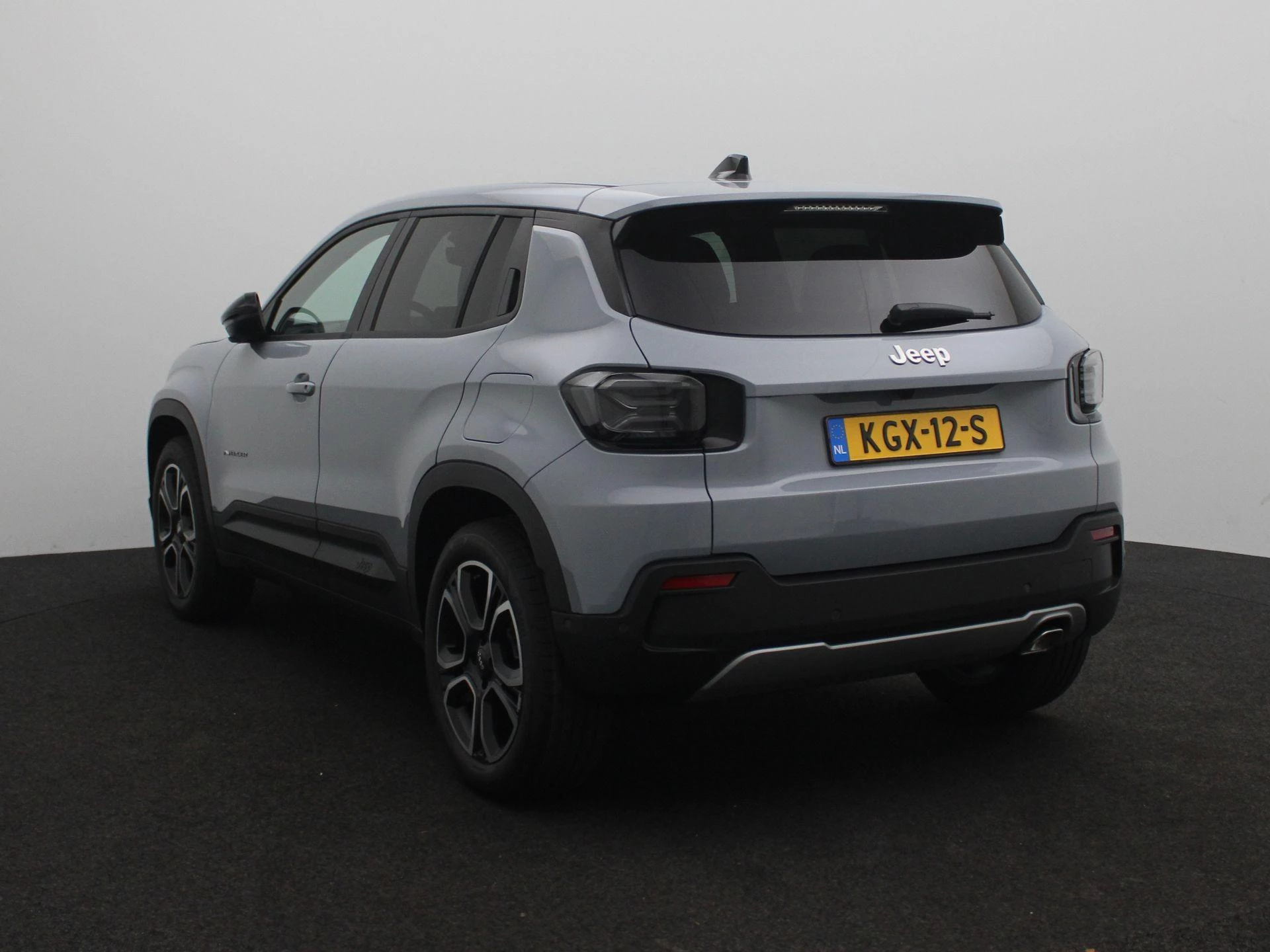Jeep Avenger 1.2 e-Hybrid Summit