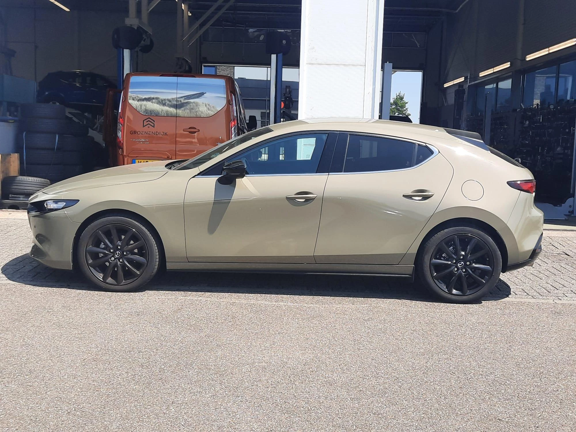 Mazda 3 2.0 e-SkyActiv-G M Hybrid 150 Nagisa