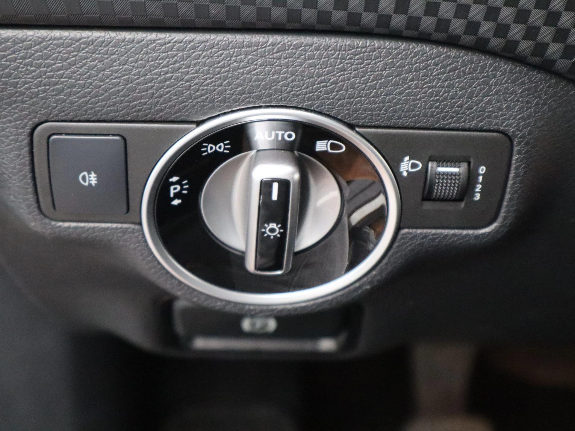 Mercedes-Benz-A-Klasse-image-23