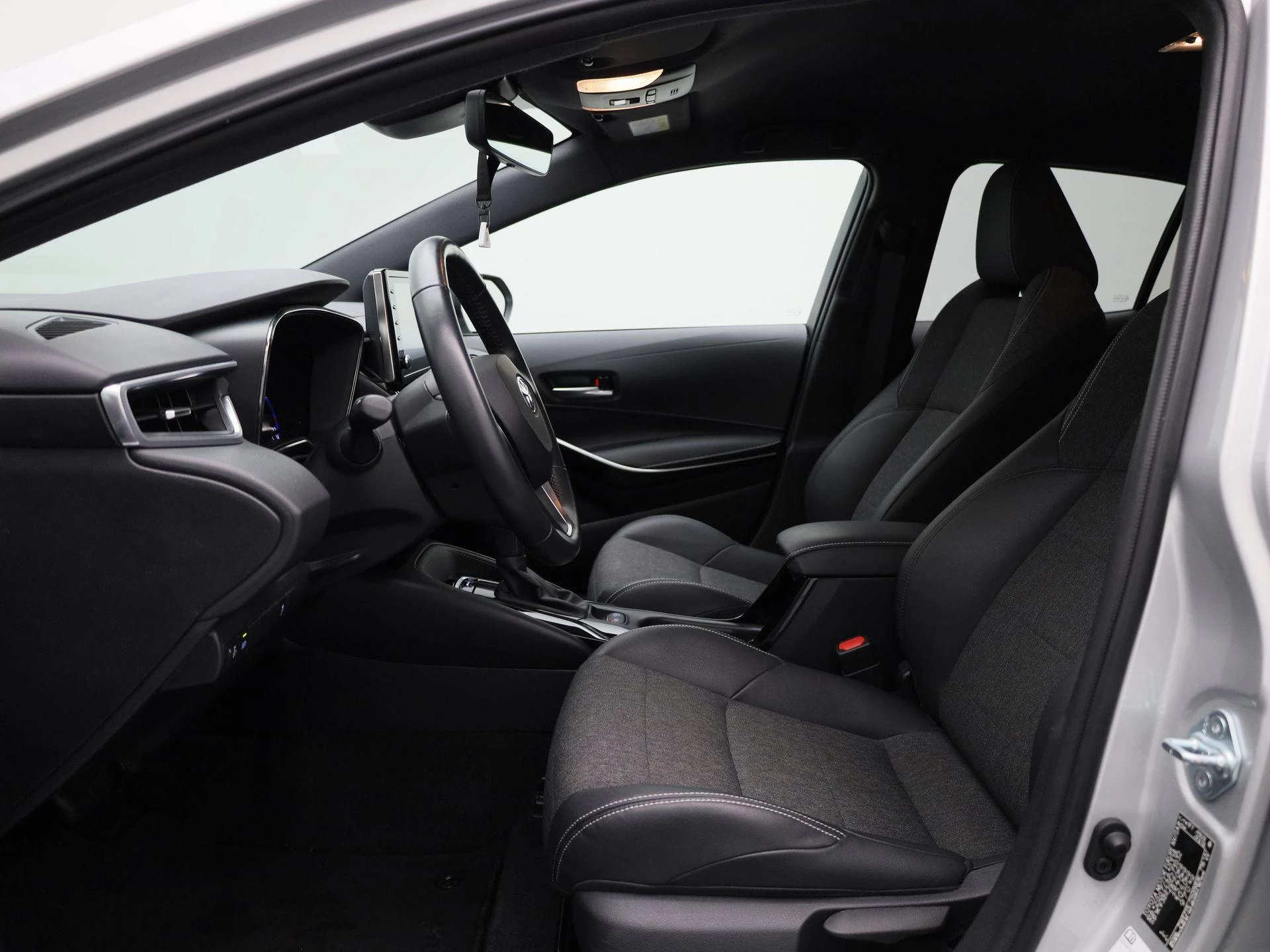 Toyota-Corolla-image-8