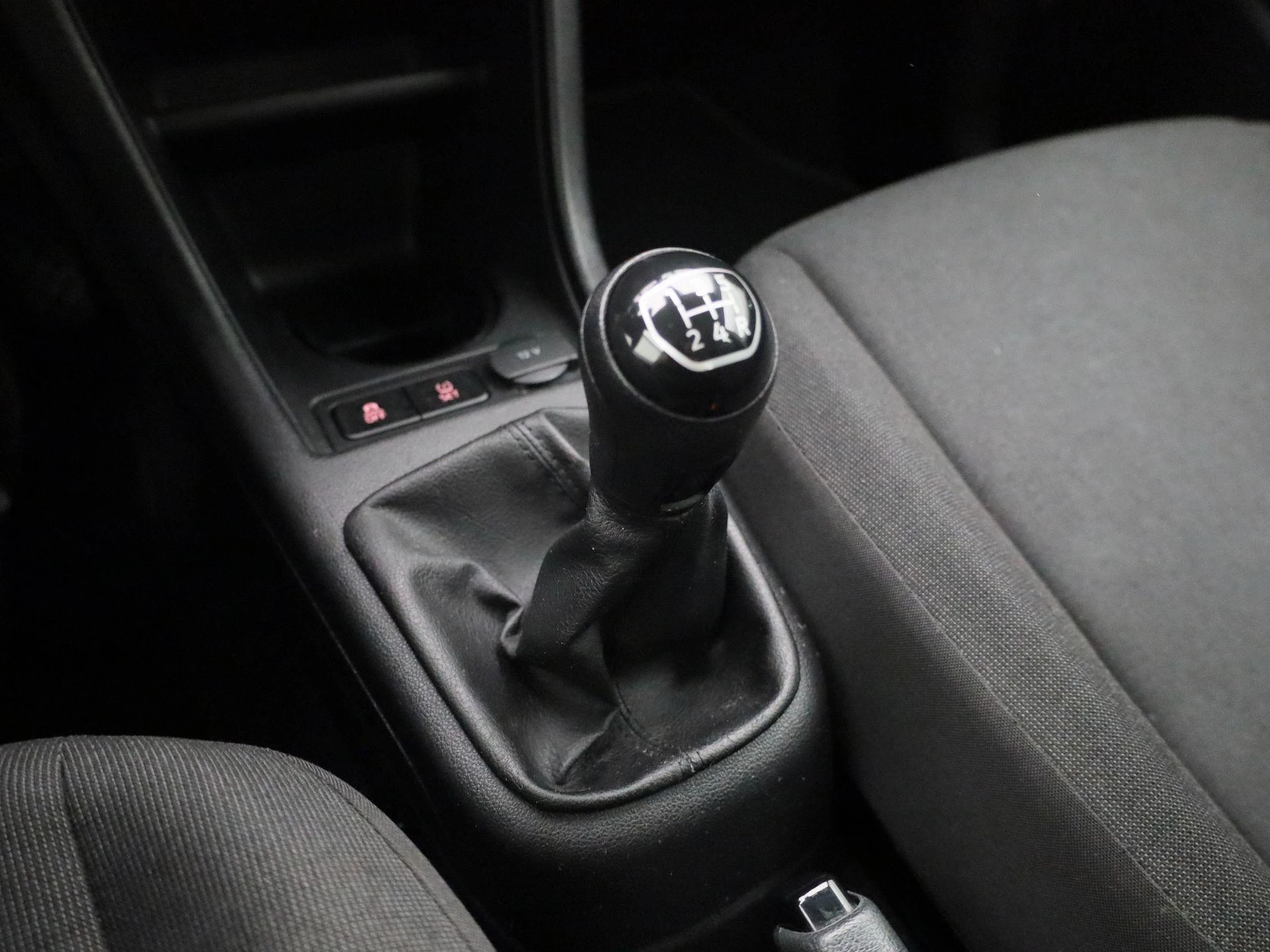 Volkswagen-up!-image-14