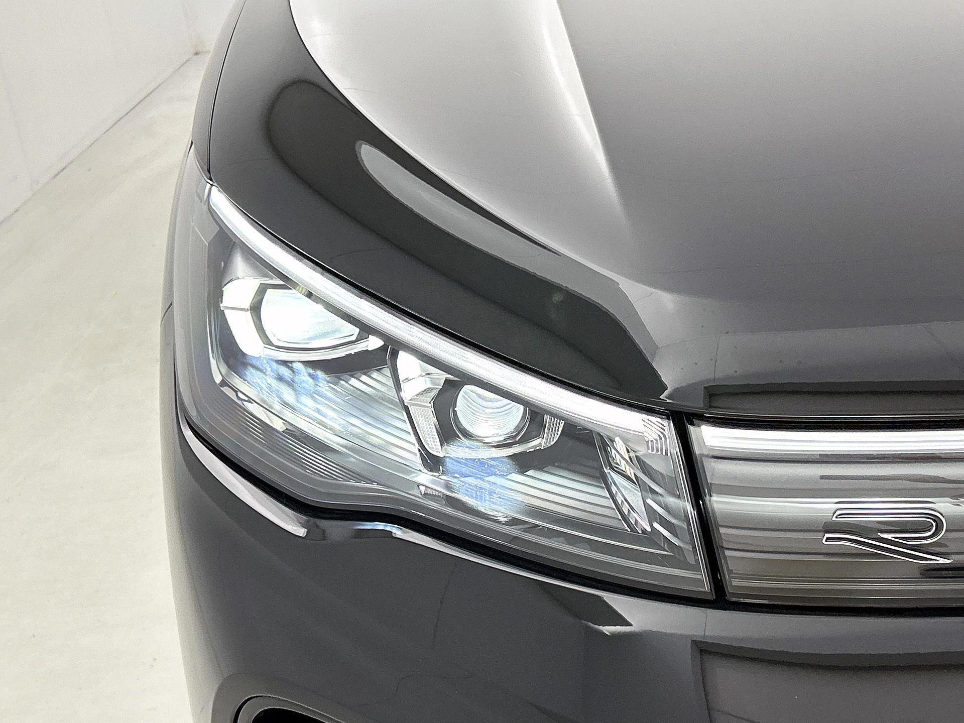 Volkswagen-Tiguan-image-38